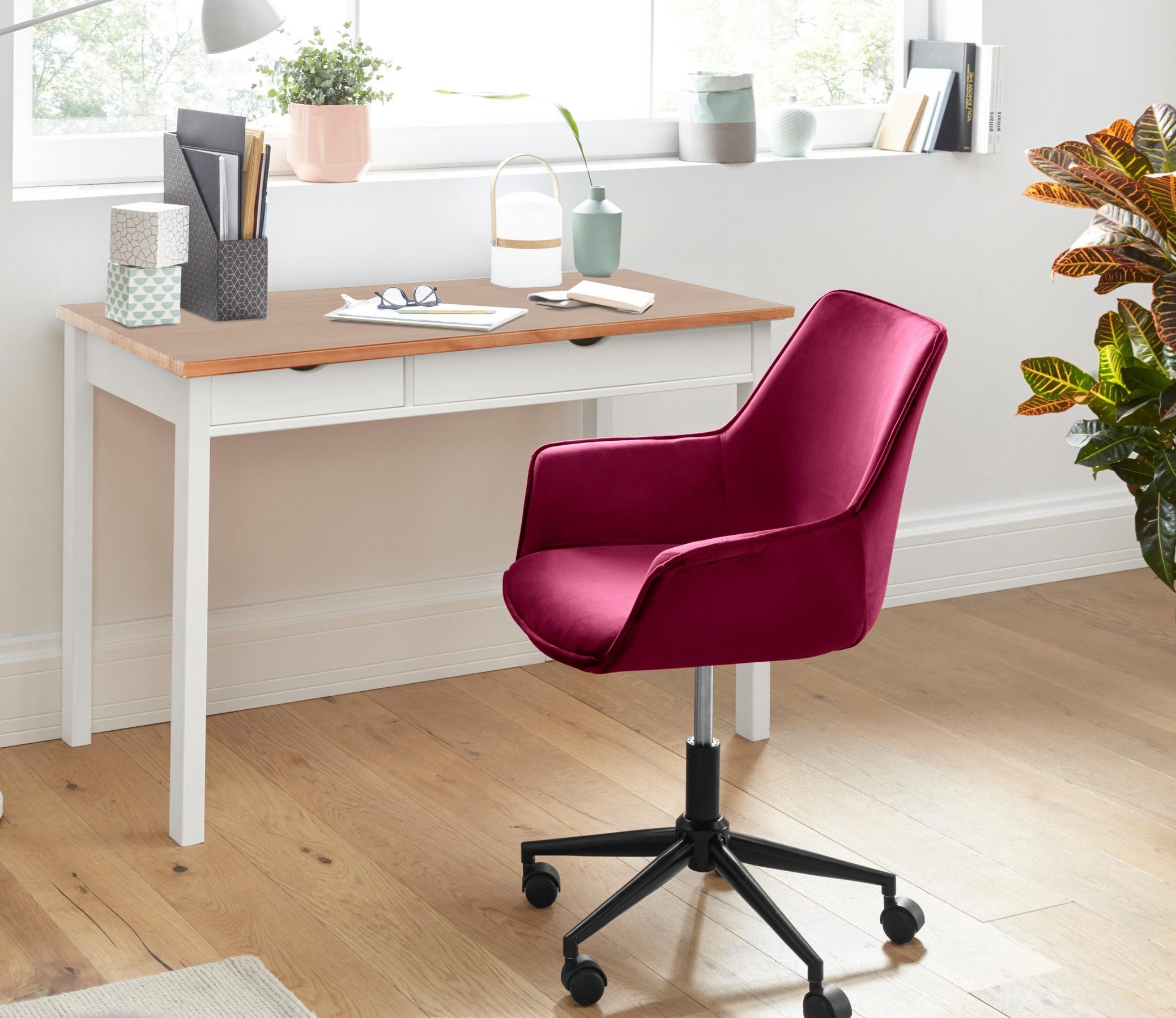 INOSIGN Kommode »Gava«, massives Kiefernholz, mit vielen Stauraummöglichkeiten, Breite 34 cm