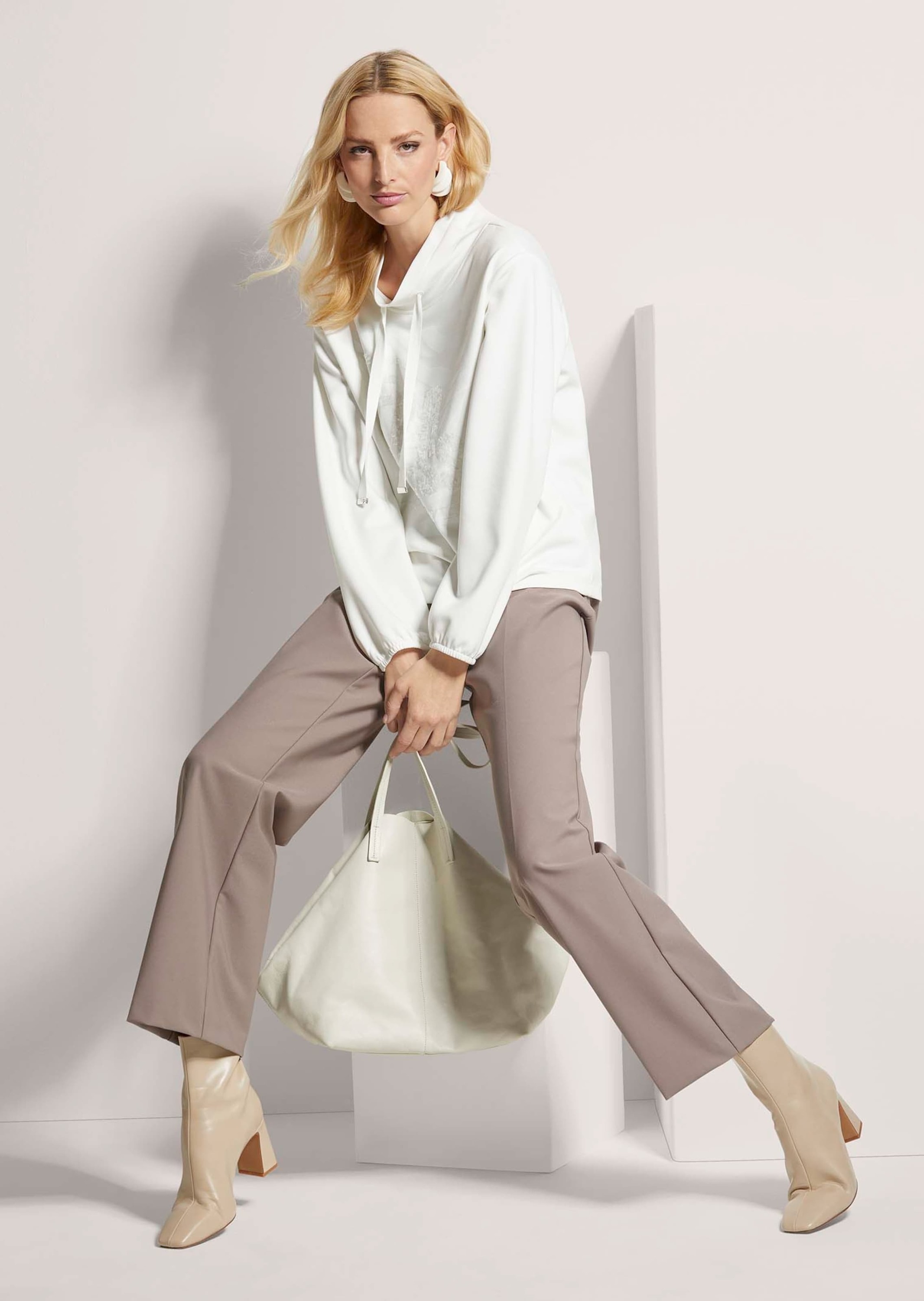 MADELEINE Langarmshirt »Sweatshirt Sweatshirt mit Bändchen-Durchzug«