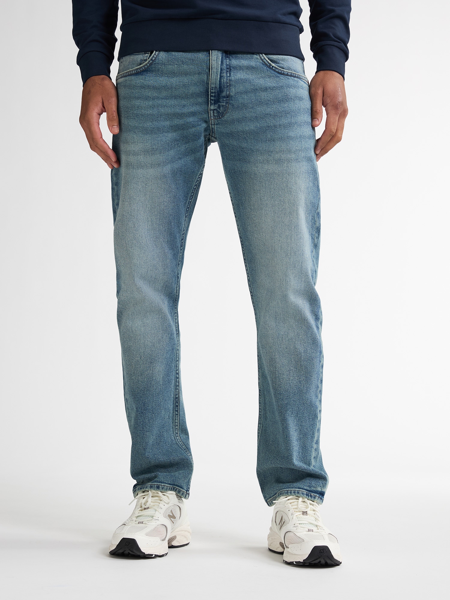 Petrol Industries Straight-Jeans, mit optisch 2teiliger Gesäßtasche günstig online kaufen