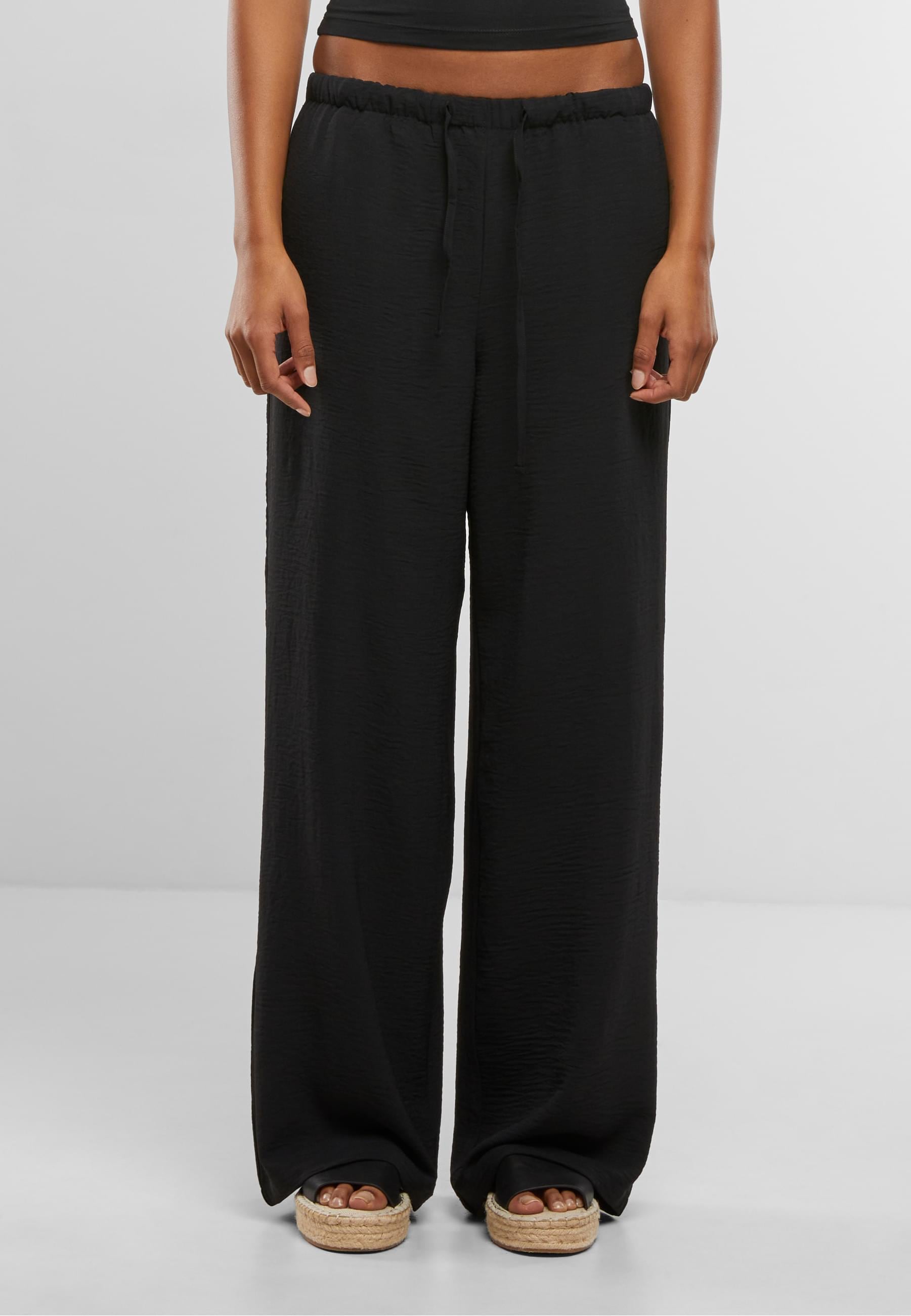 URBAN CLASSICS Stoffhose »Urban Classics Ladies Structured Wideleg Pants«, (1 tlg.)