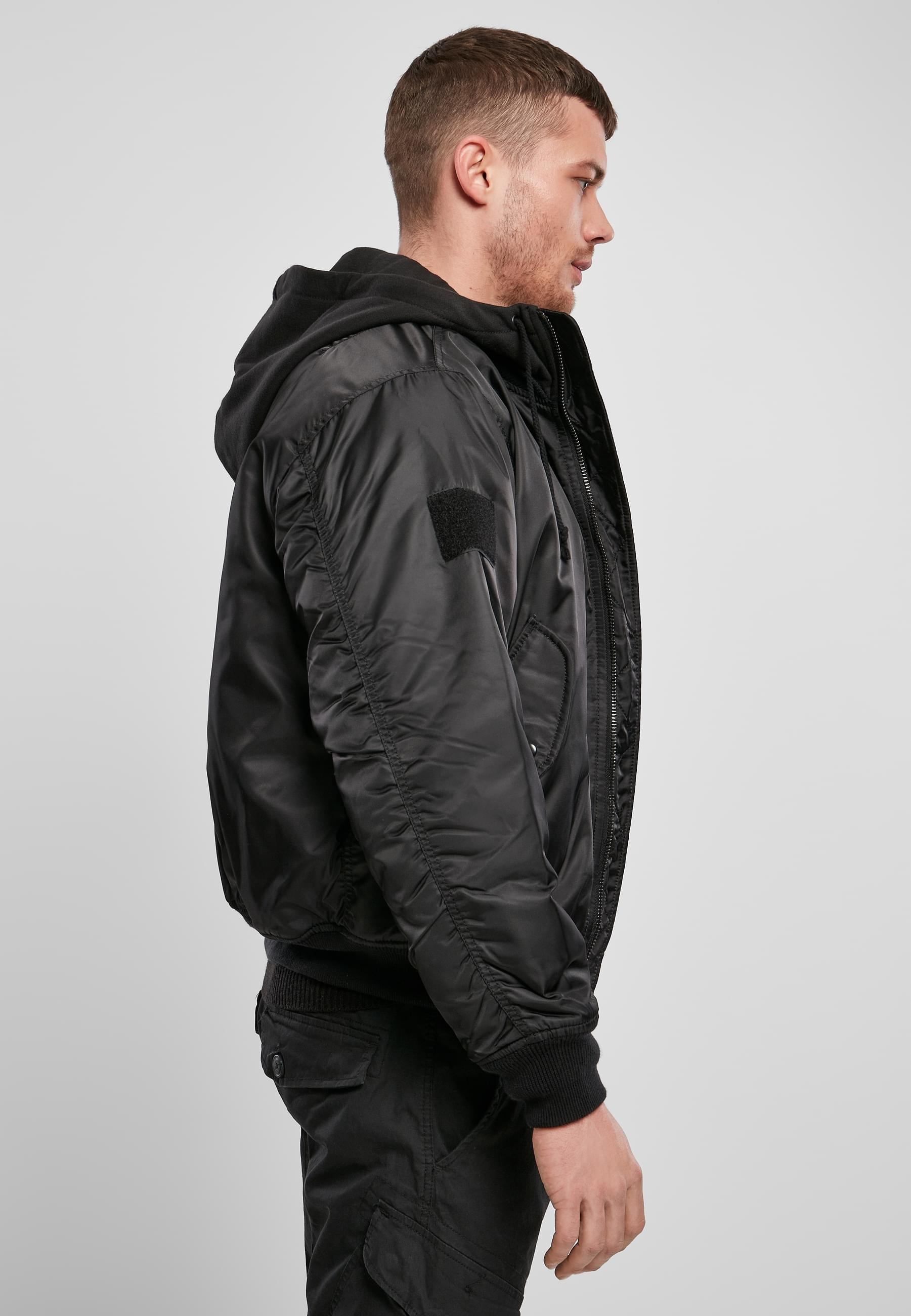 Brandit Anorak »Brandit Herren Hooded MA1 Bomber Jacket«, (1 St.), mit Kapuze