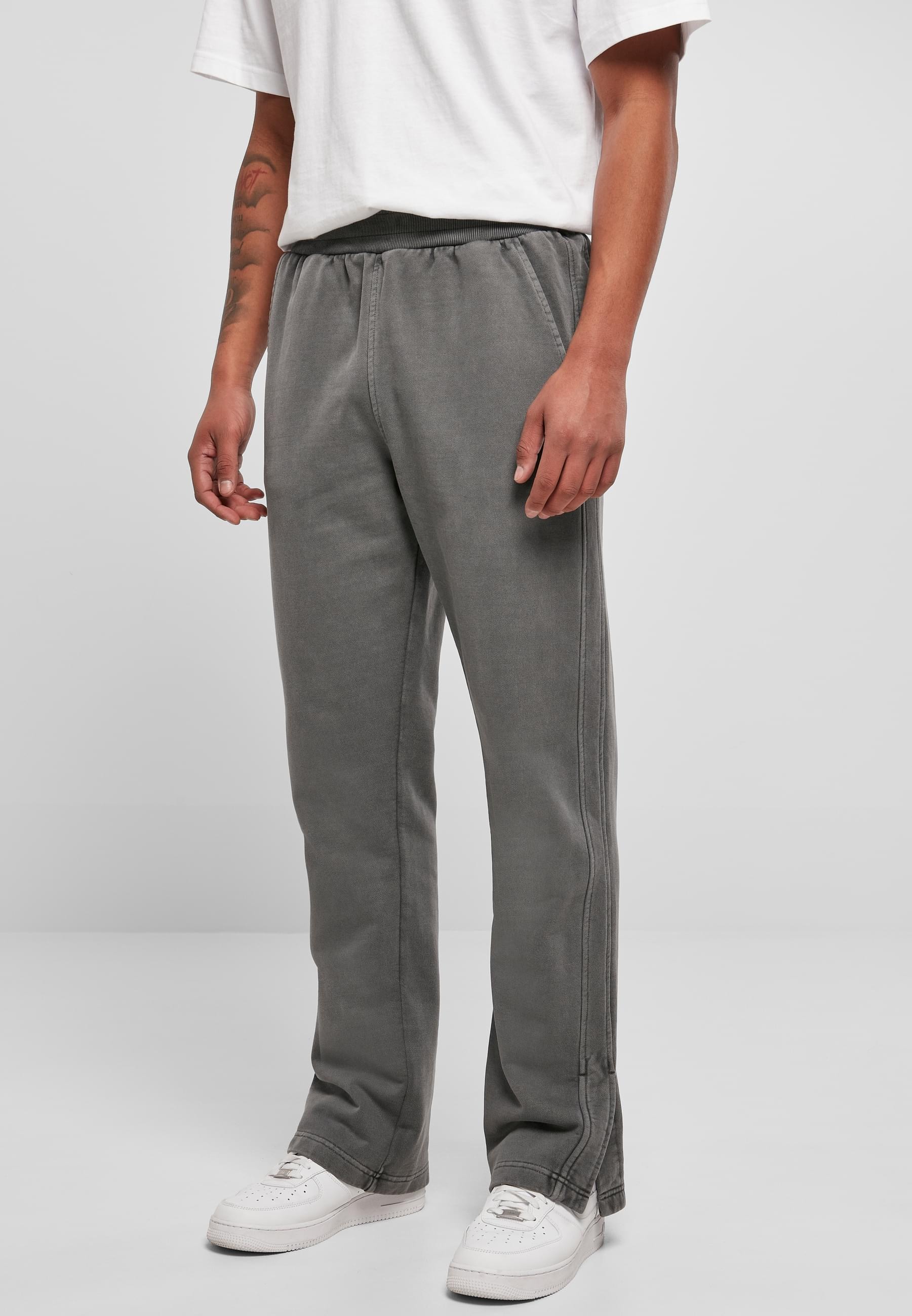 URBAN CLASSICS Jogginghose »Urban Classics Herren Heavy Terry Garment Dye Slit Sweatpants«, (1 tlg.)