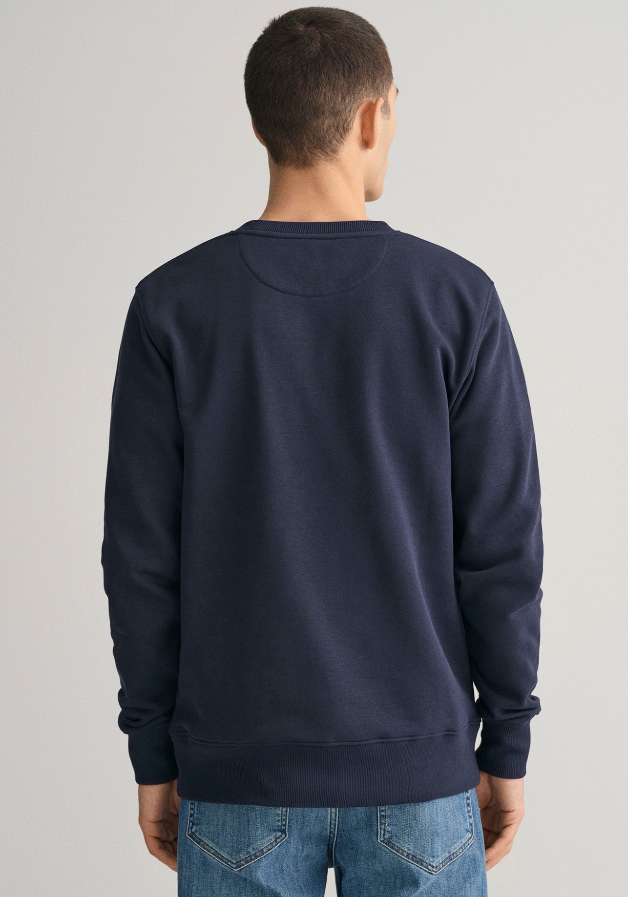 Gant Sweatshirt "REG SHIELD C-NECK SWEAT", mit Logostickerei auf der Brust günstig online kaufen