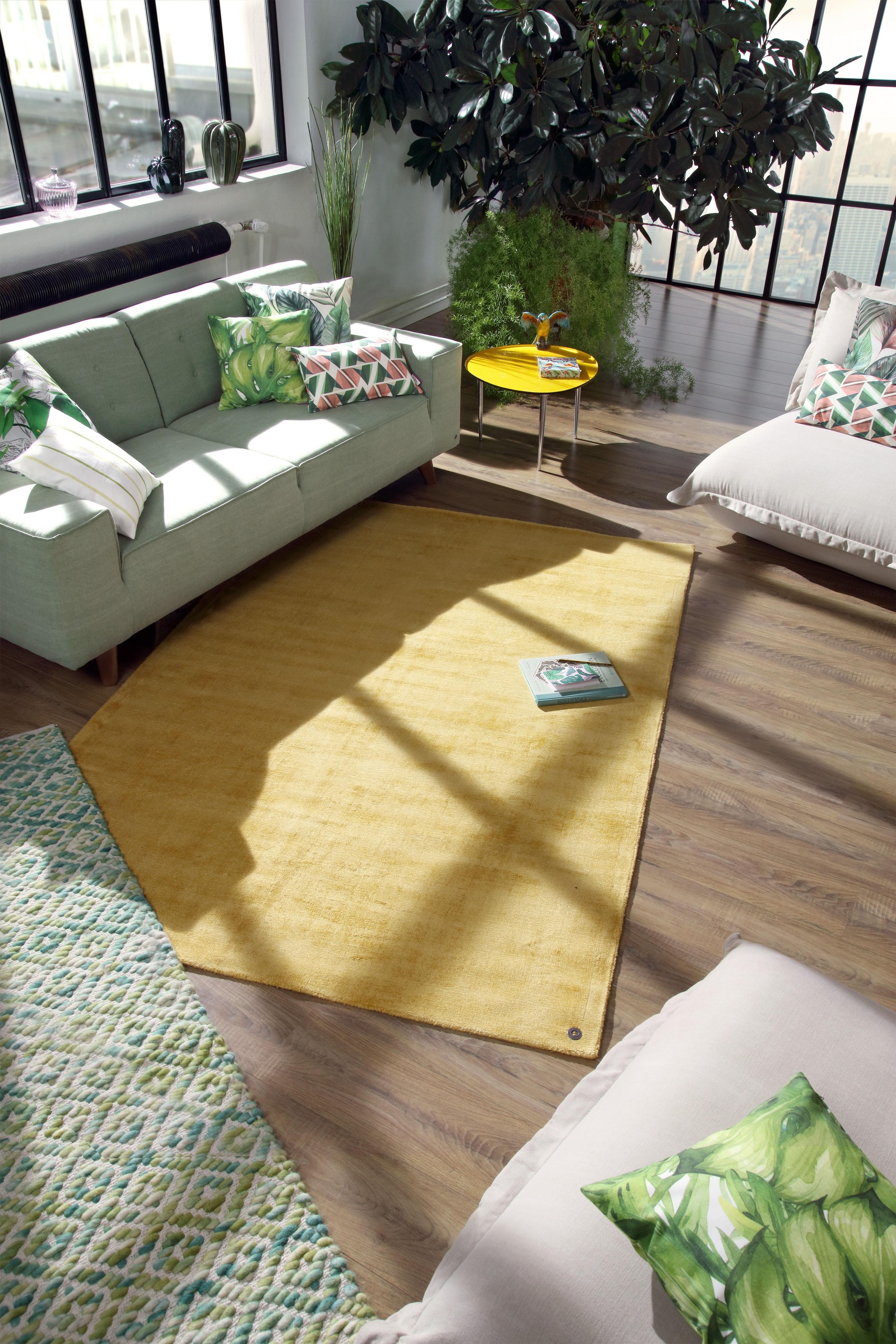 TOM TAILOR HOME Teppich »Shine uni«, rechteckig, 8 mm Höhe, Handweb Teppich, 100% Viskose, handgewebt, mit elegantem Schimmer