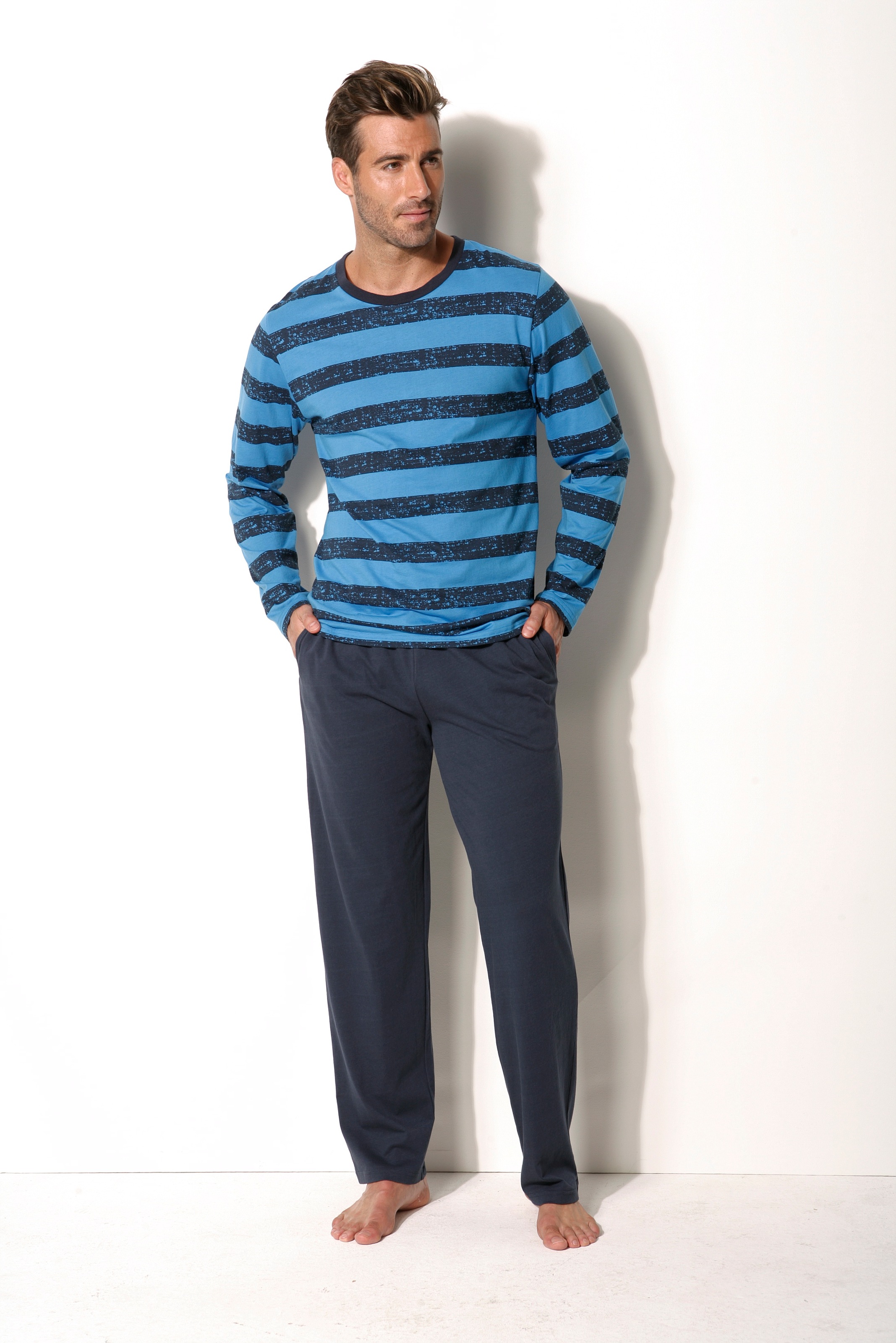 H.I.S Pyjama Packung, 2 Stück, 4 Stk. tlg., Schlafanzug mit unterschiedlich günstig online kaufen
