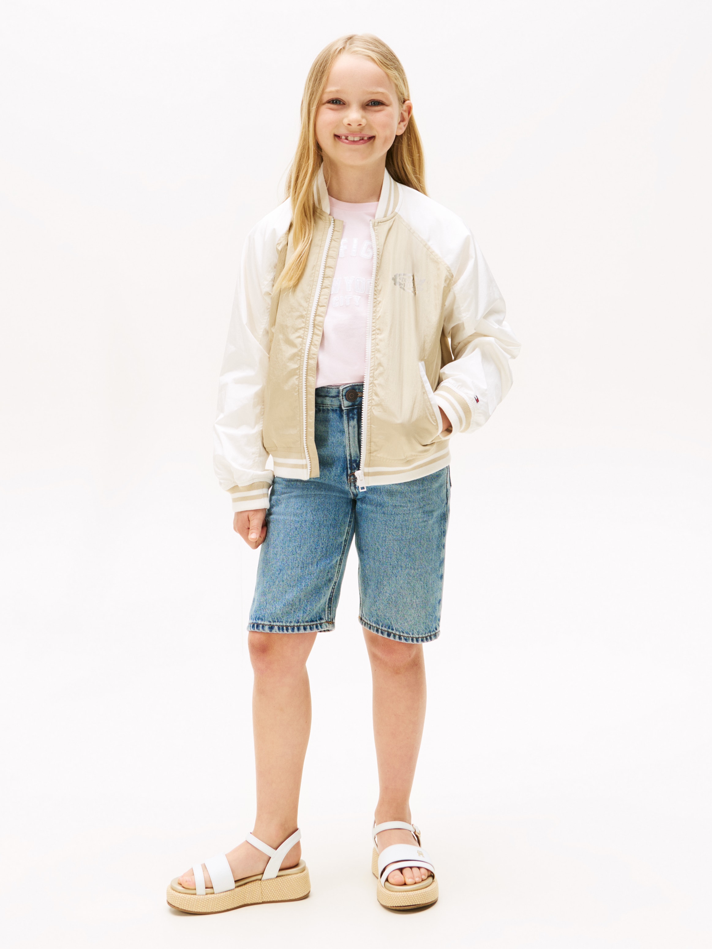 Tommy Hilfiger Blouson »BUTTERFLY GRAPHIC BOMBER JACKET«, für Kinder bis 16 Jahre, mit glänzendem Butterfly-Print