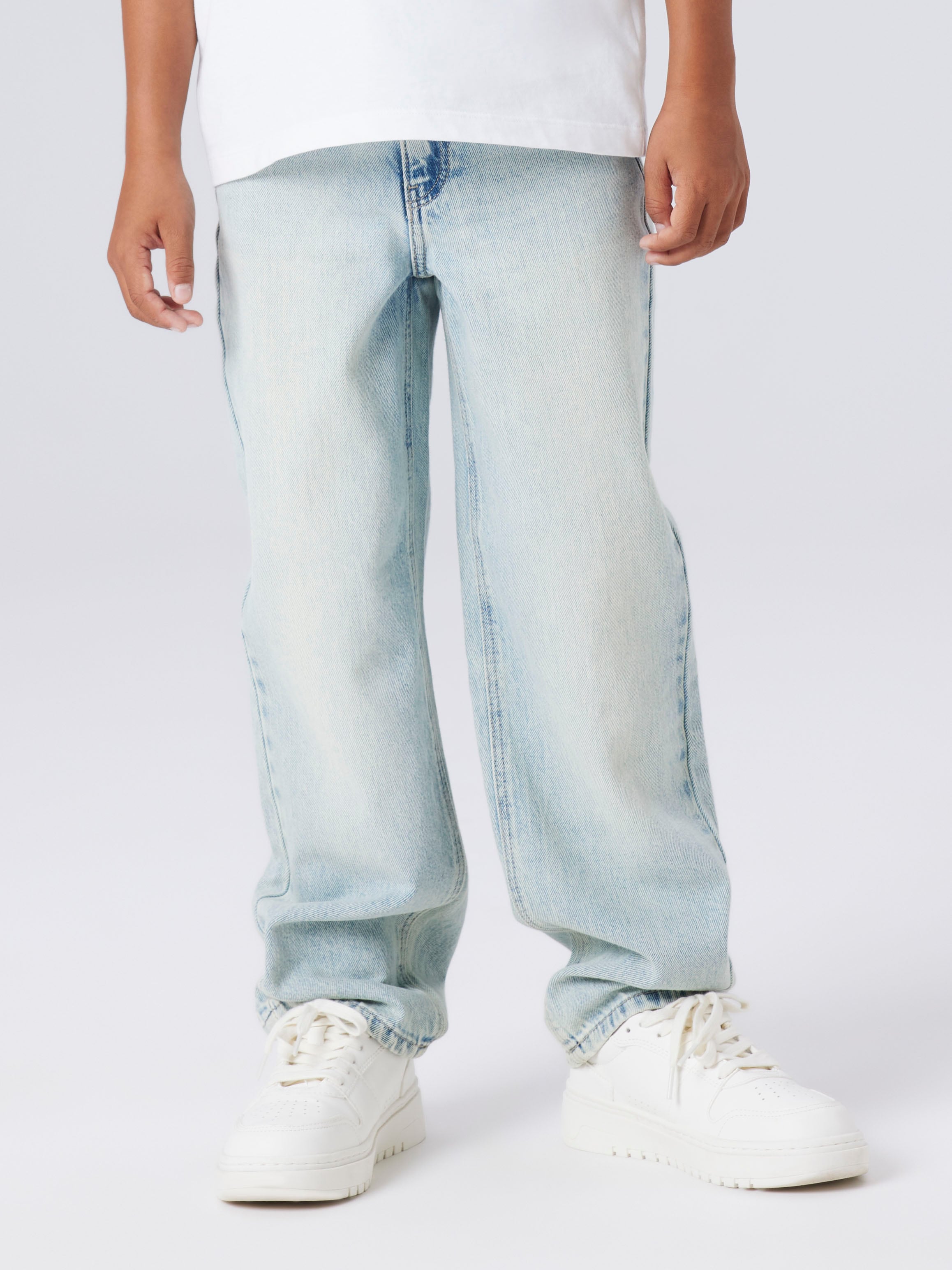 Name It "NKMRYAN STRAIGHT JEANS 5950-DM NOOS"
