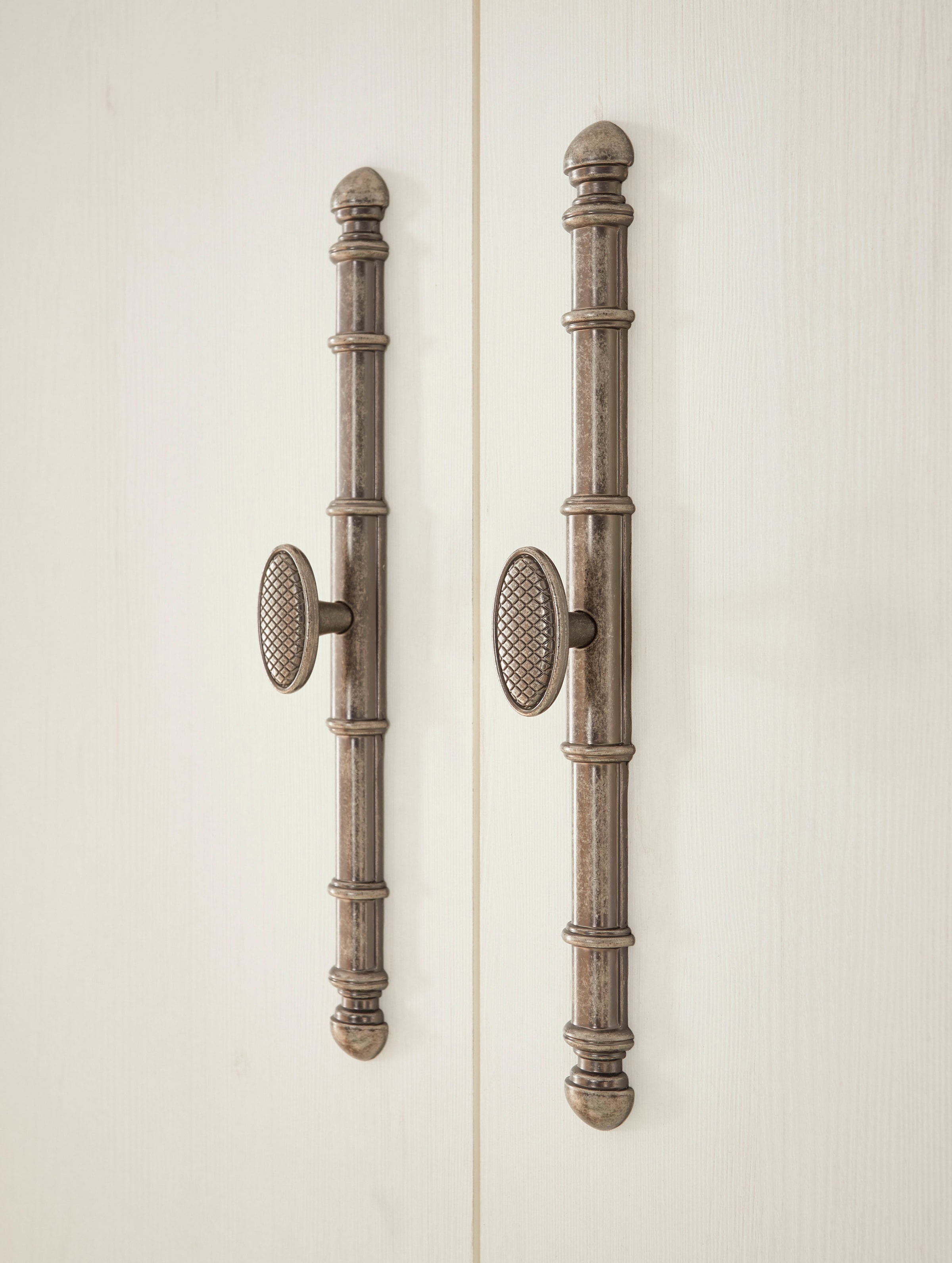 Home affaire Garderoben-Set »WESTMINSTER TOPSELLER!«, (3 St., Kommode, Spiegel, Garderobenschrank), im romantischen Landhausstil
