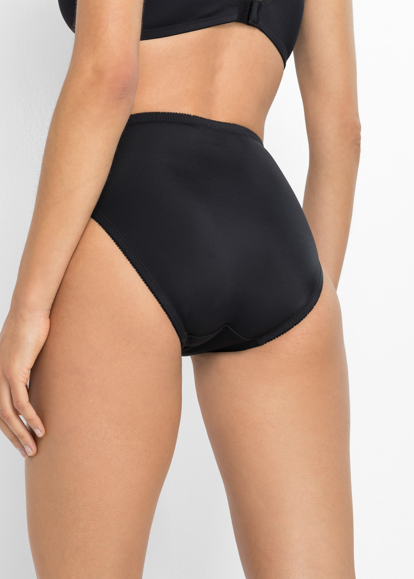 bonprix Maxislip "Maxislip mit zarter Spitze (2er Pack)" Packung, 2, 2 Stk. günstig online kaufen