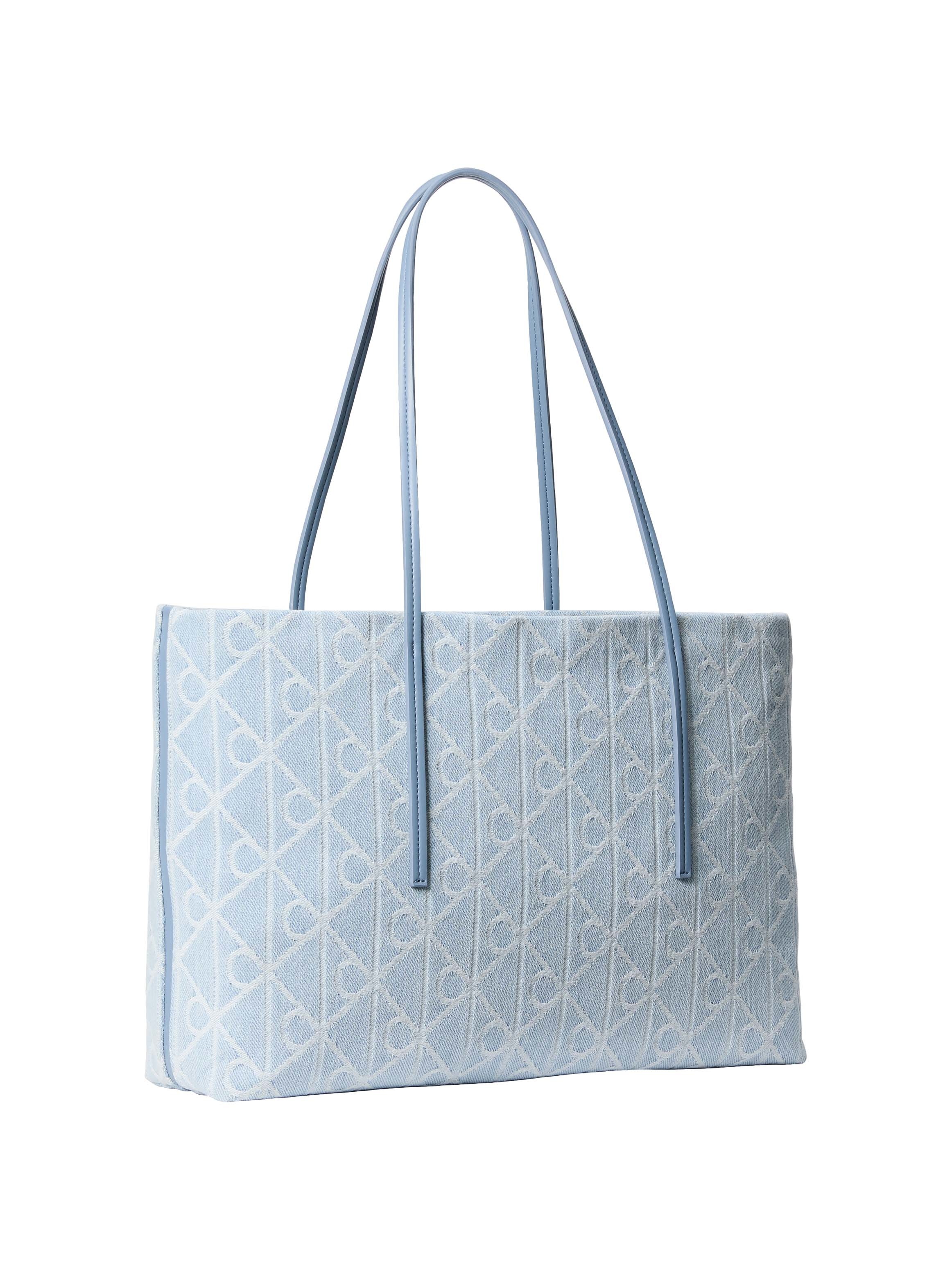 Calvin Klein Tragetasche »EMBLEM AOP DENIM TOTE W/ POUCH« Schultertasche, Umhängetasche mit Reißverschluss-Täschchen, 2 tlg.