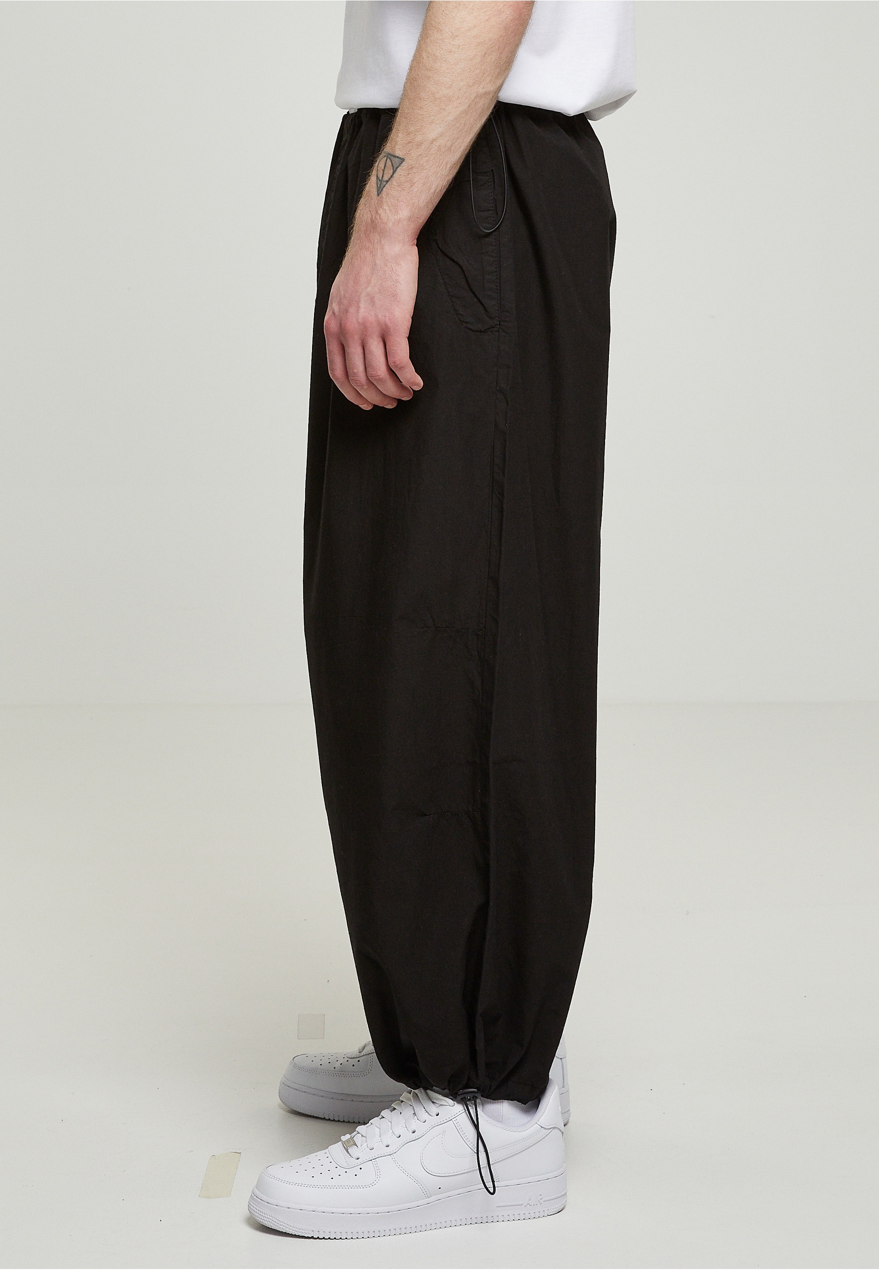 URBAN CLASSICS Stoffhose »Urban Classics Herren Popline Parachute Pants«