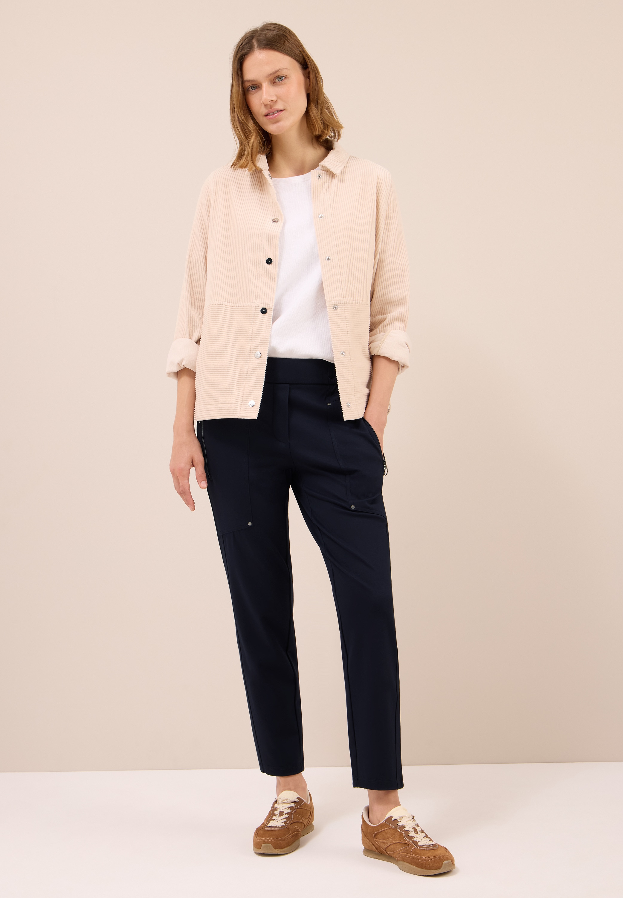 Cecil Jogger Pants, Middle Waist
