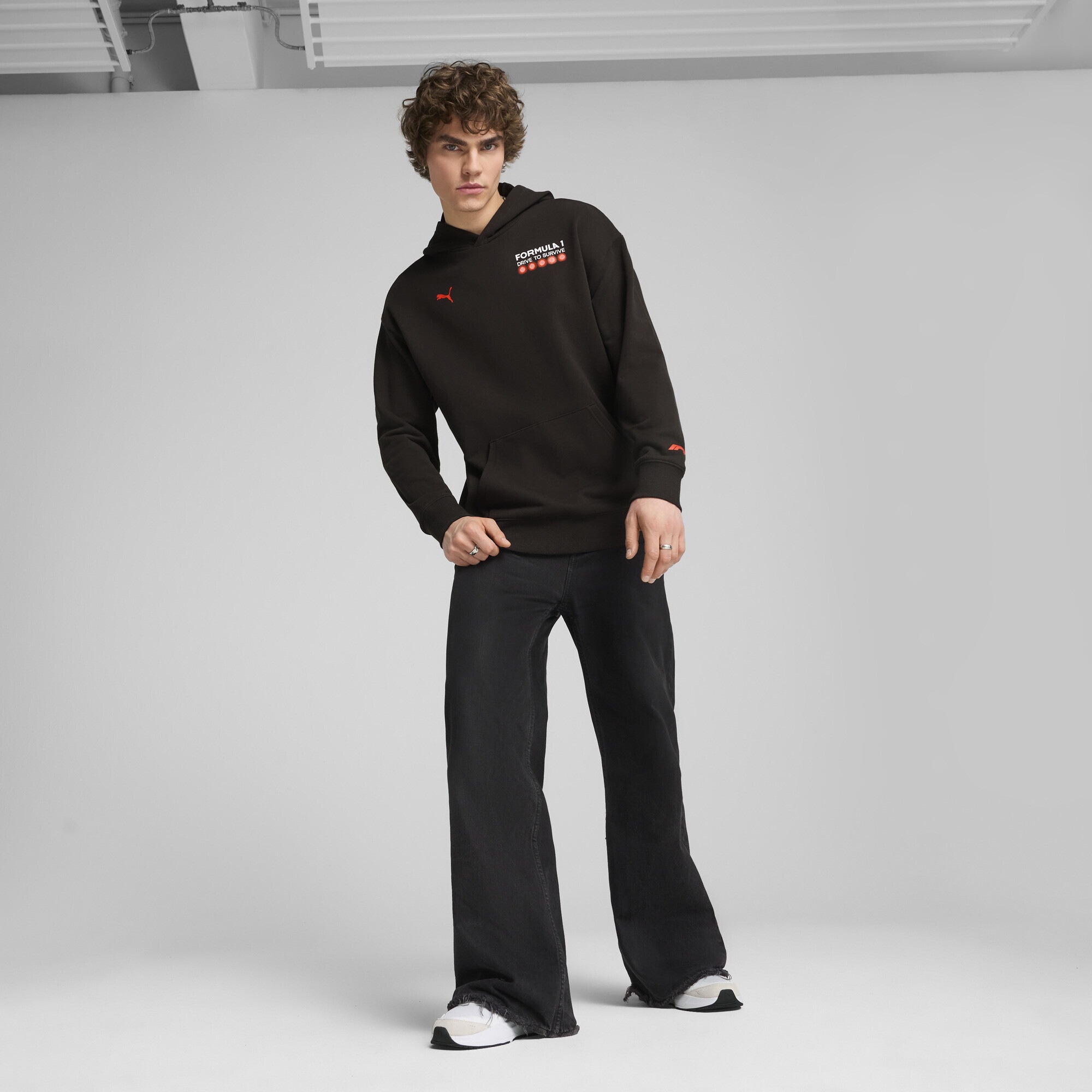 PUMA Hoodie »F1® Drive to Survive Graphic Hoodie Herren«