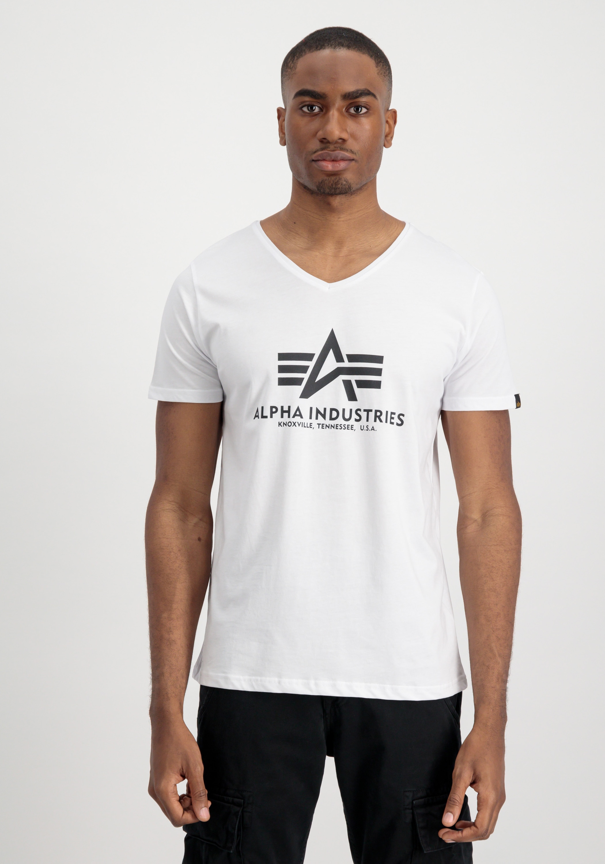 T-Shirt kaufen ▷ BAUR »Alpha Industries - Basic T-Shirts V-Neck T« Industries Alpha | Men