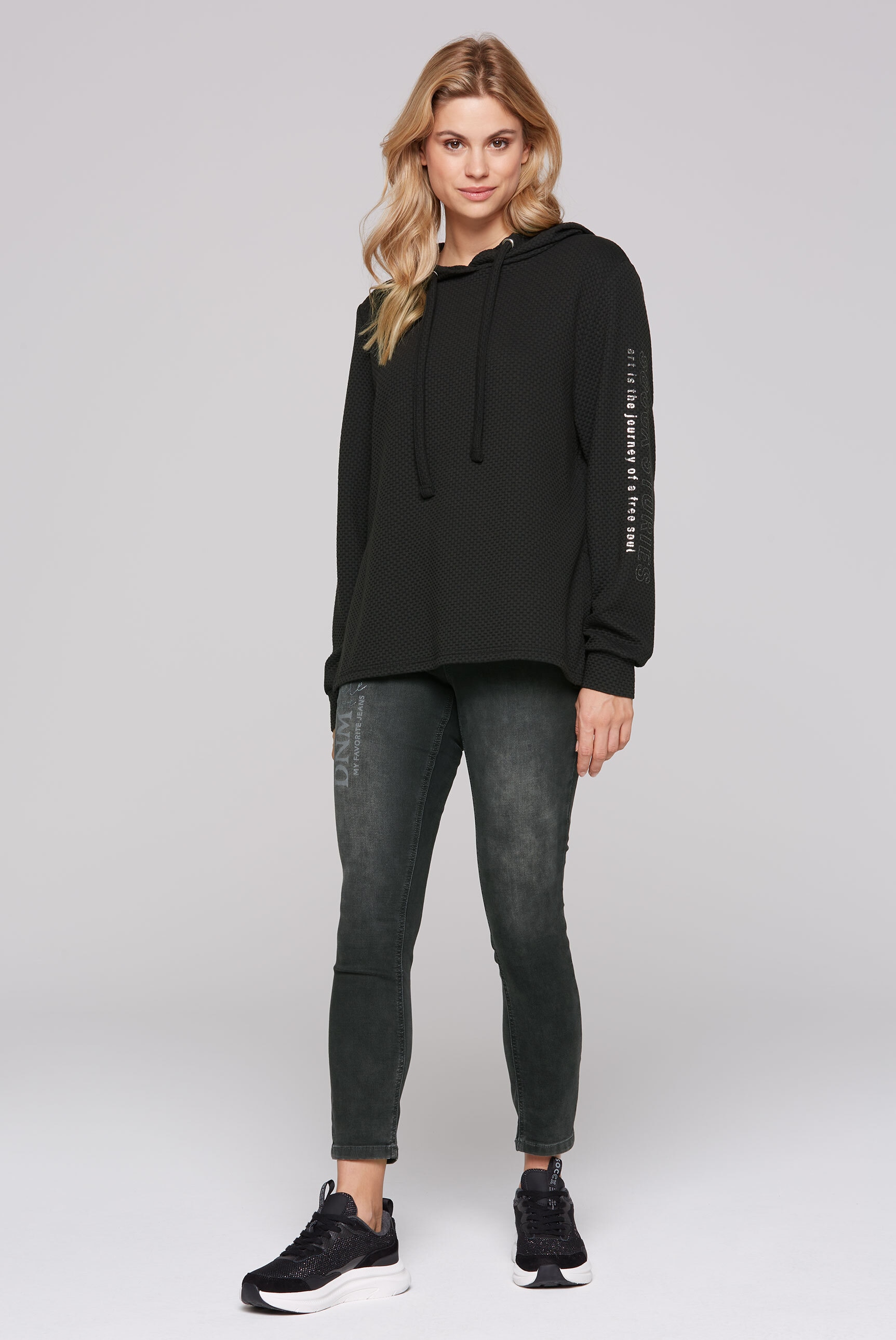 SOCCX Kapuzensweatshirt, mit Seitenschlitze