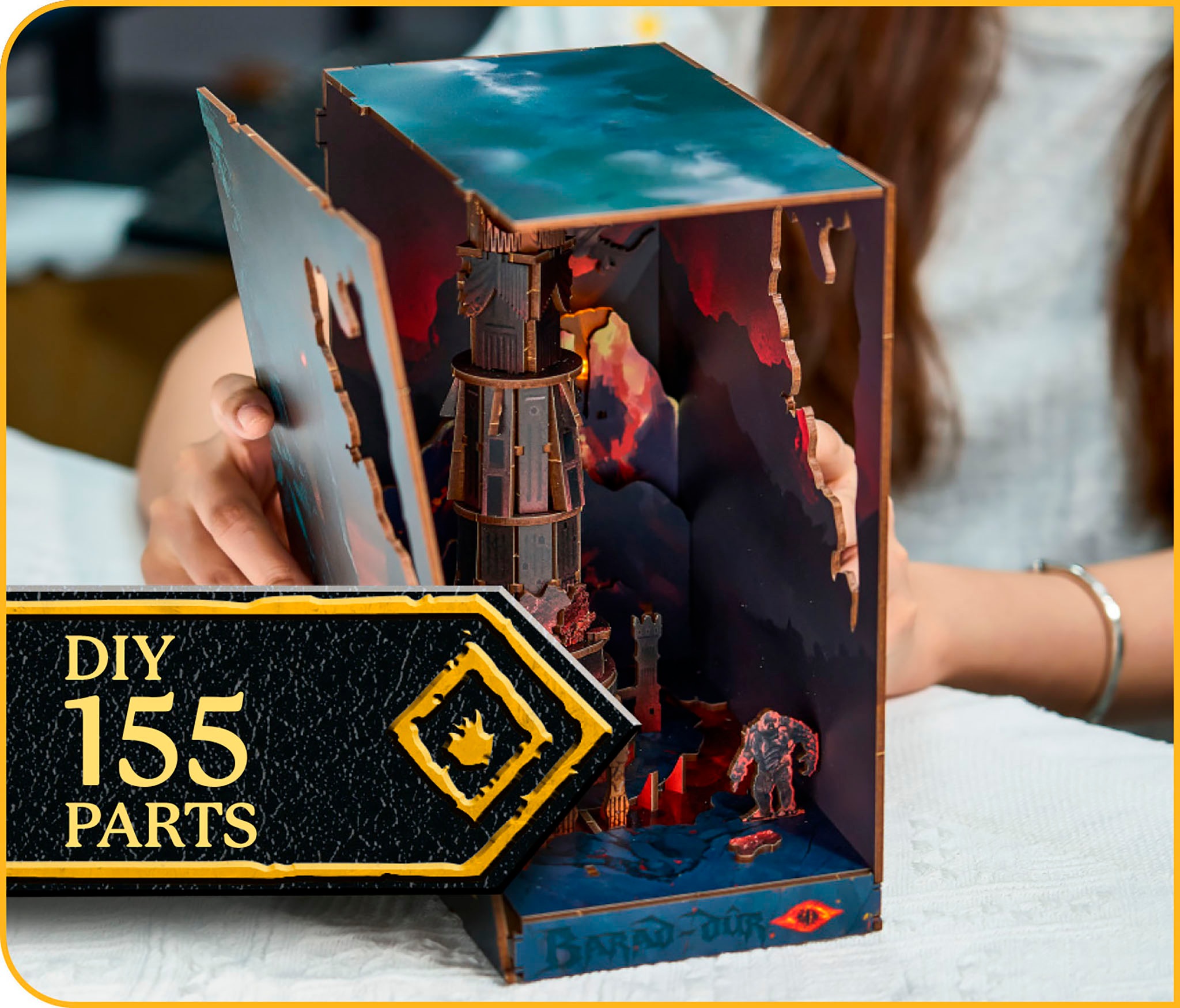 Revell® 3D-Puzzle »Book Nook, Tiny Adventures Herr der Ringe Barad-Dûr«, Buchstütze; mit LED-Beleuchtung