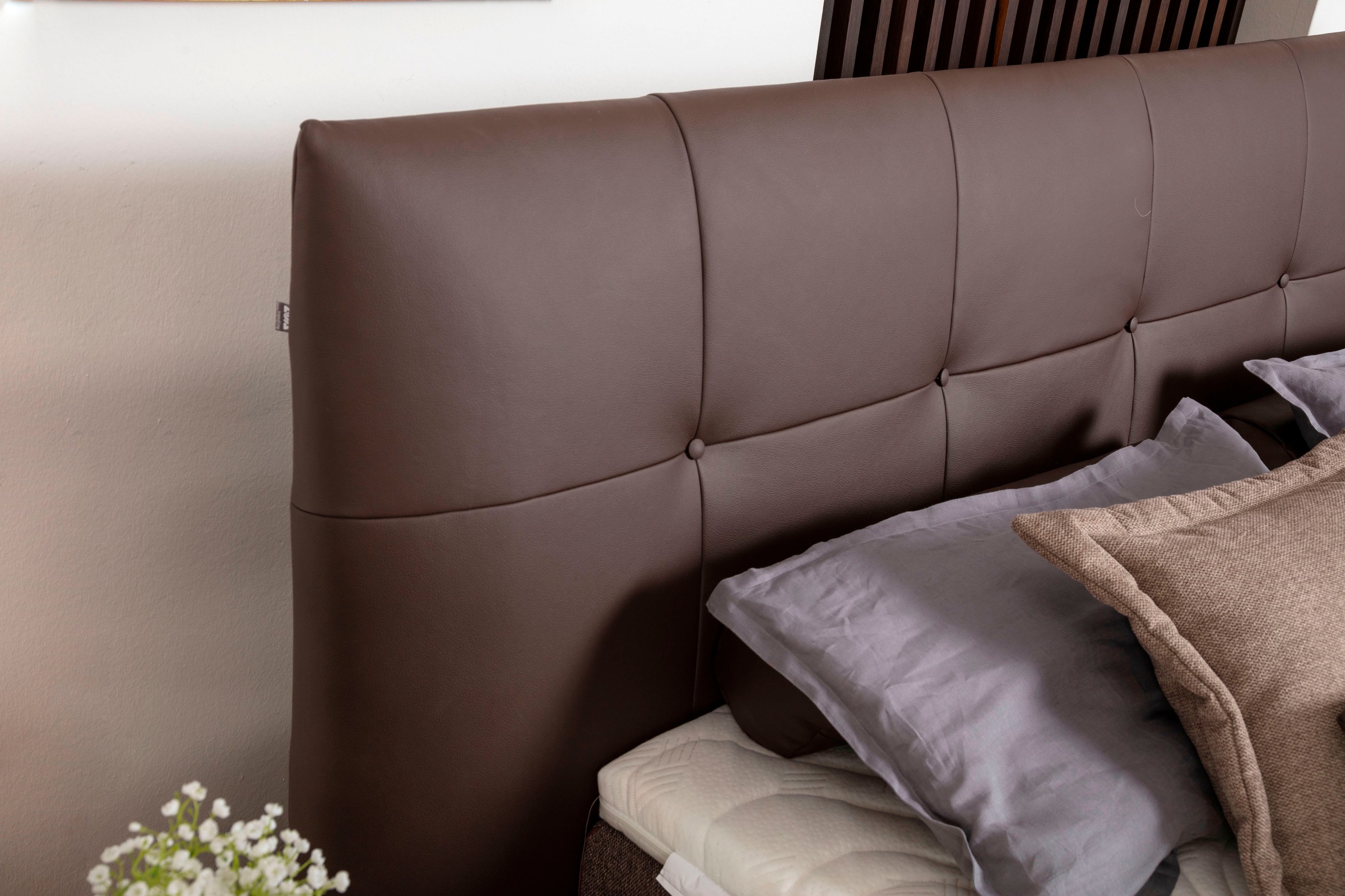 alina Boxspringbett »Luella«, ADA trendline Boxspringbett, inkl. Matratze und Viscoschaum-Topper