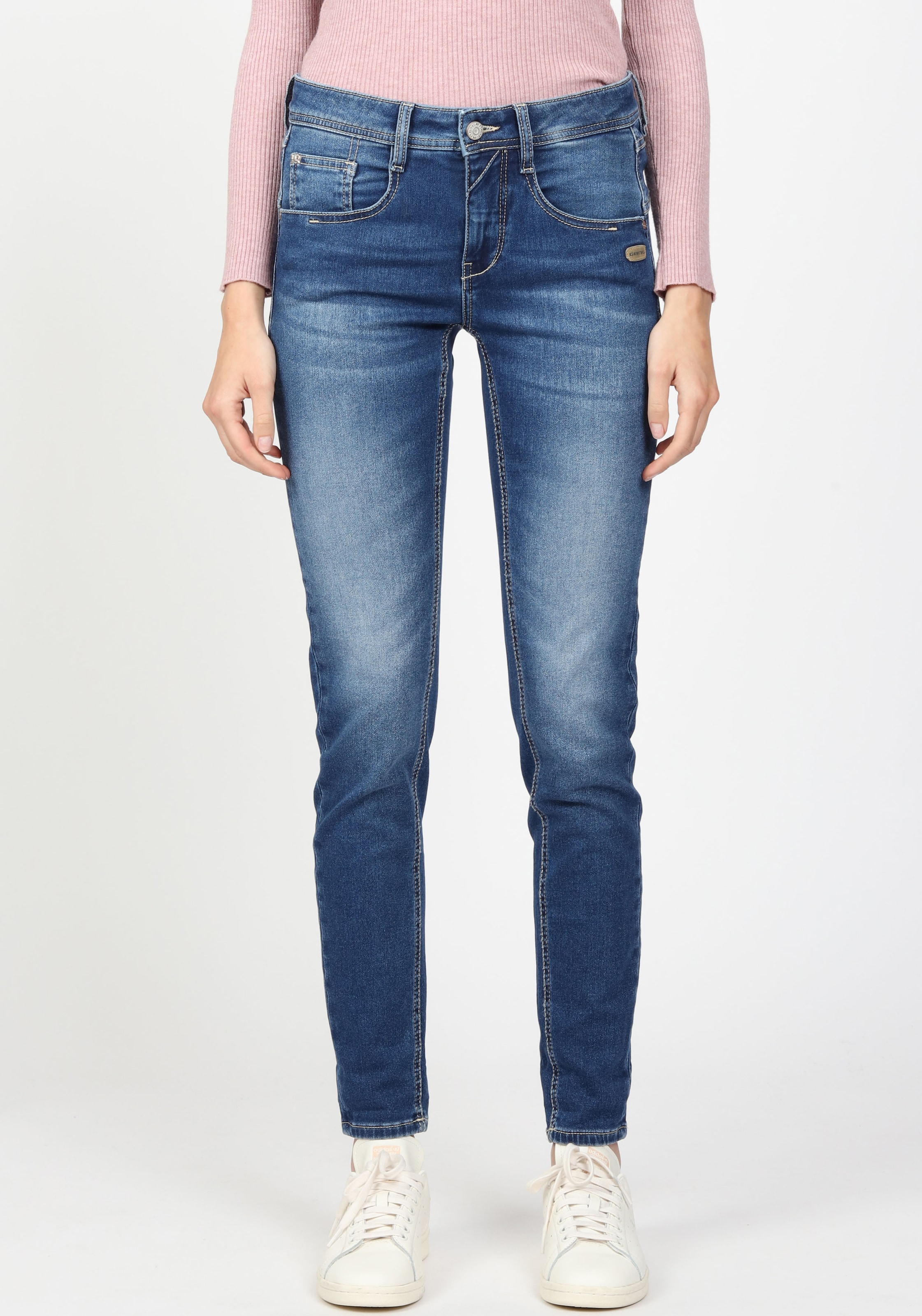 GANG Relax-fit-Jeans "AMELIE", mit Used-Effekten