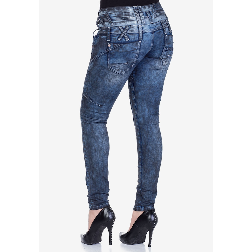 Cipo & Baxx Slim-fit-Jeans, mit Dreifachbund