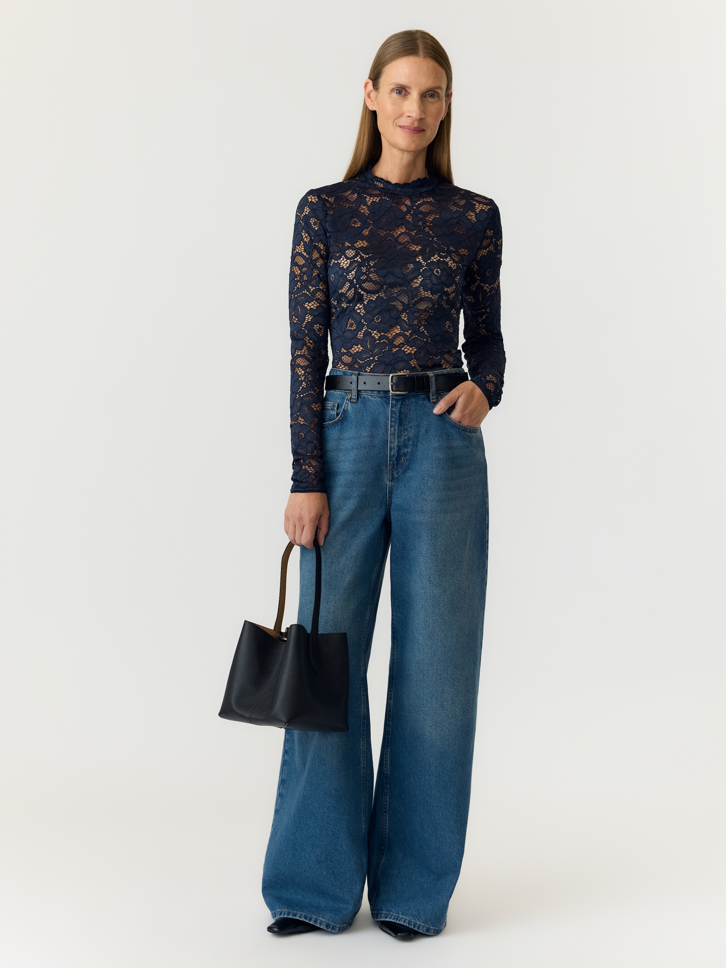 Y.A.S Langarmshirt »YASLACEY LS LACE TOP S. NOOS« Materialmix, slim fit
