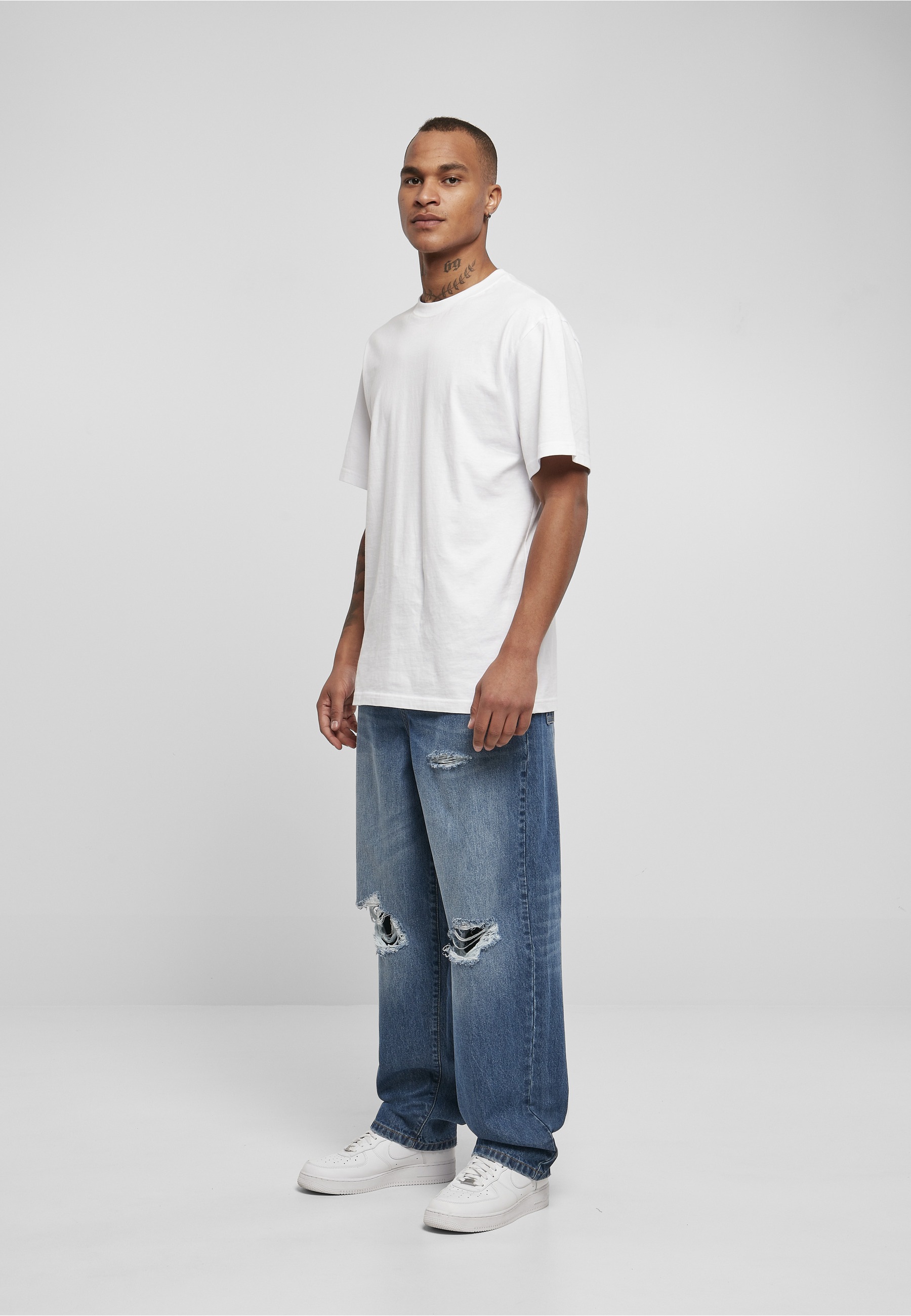 URBAN CLASSICS Bequeme Jeans »Urban Classics Herren Distressed 90‘s Jeans« 1 Stk.