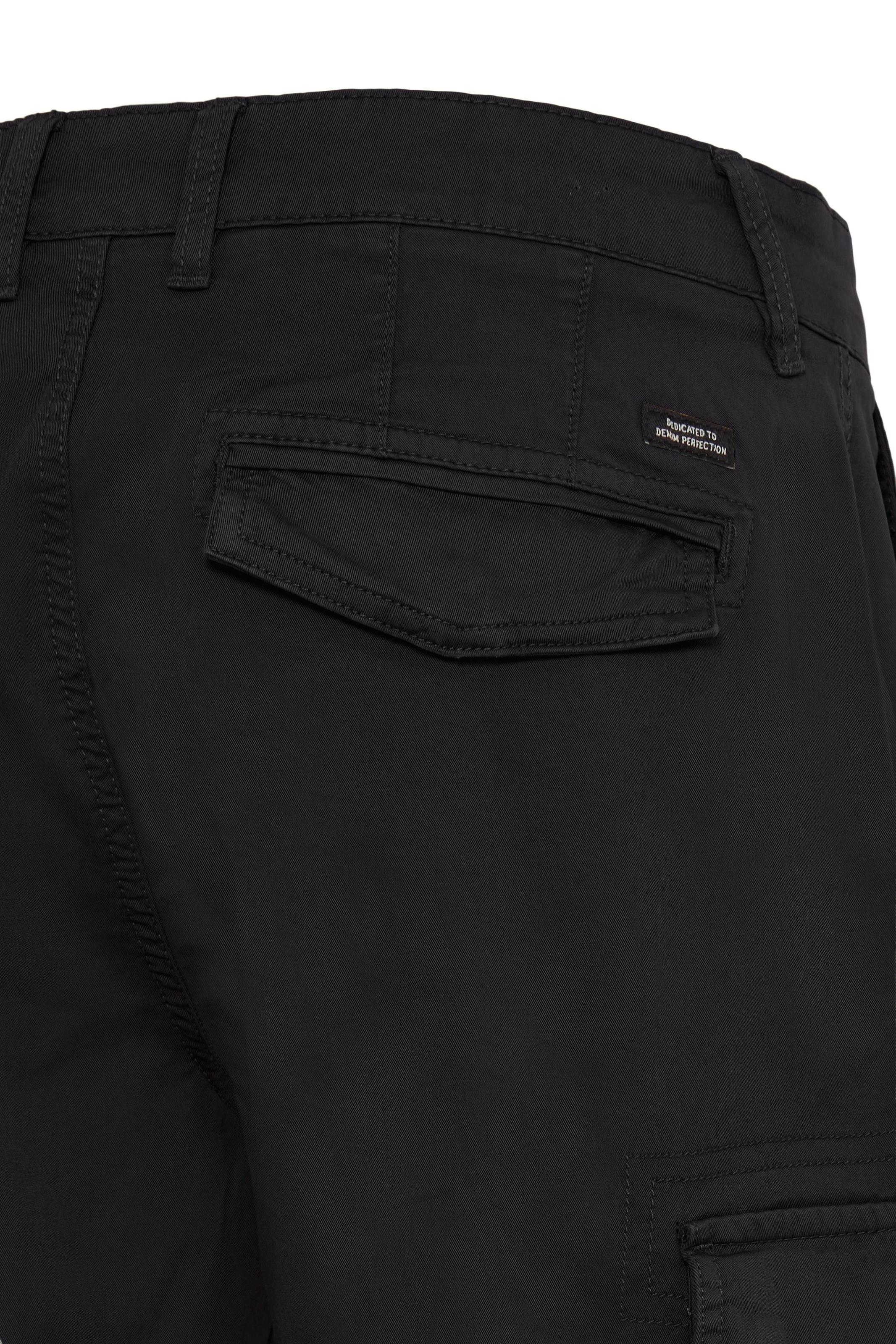 Thumbnail - Blend Shorts "BHMORGAN REG CARGO SHORTS"