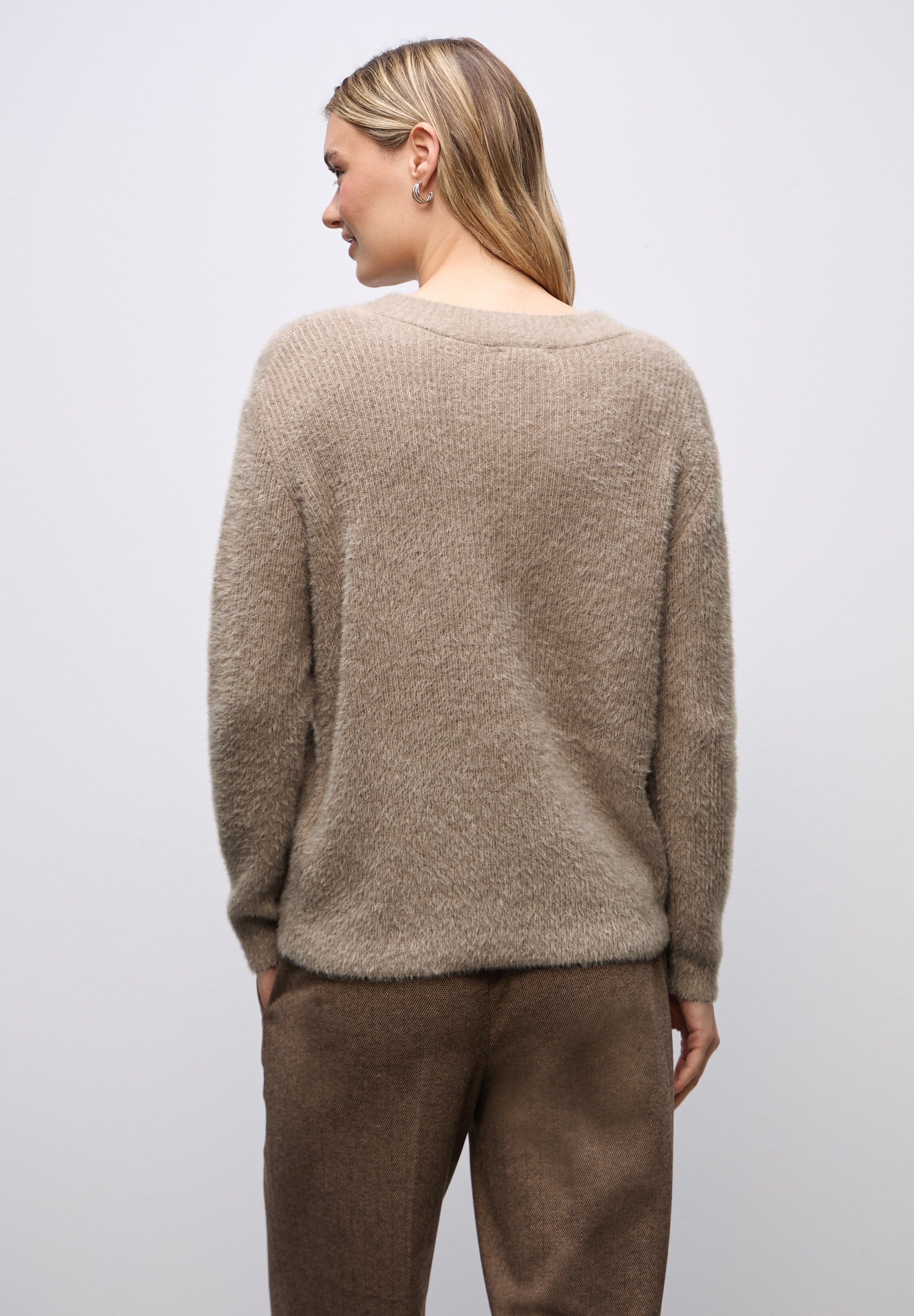 STREET ONE V-Ausschnitt-Pullover mit Rippbündchen