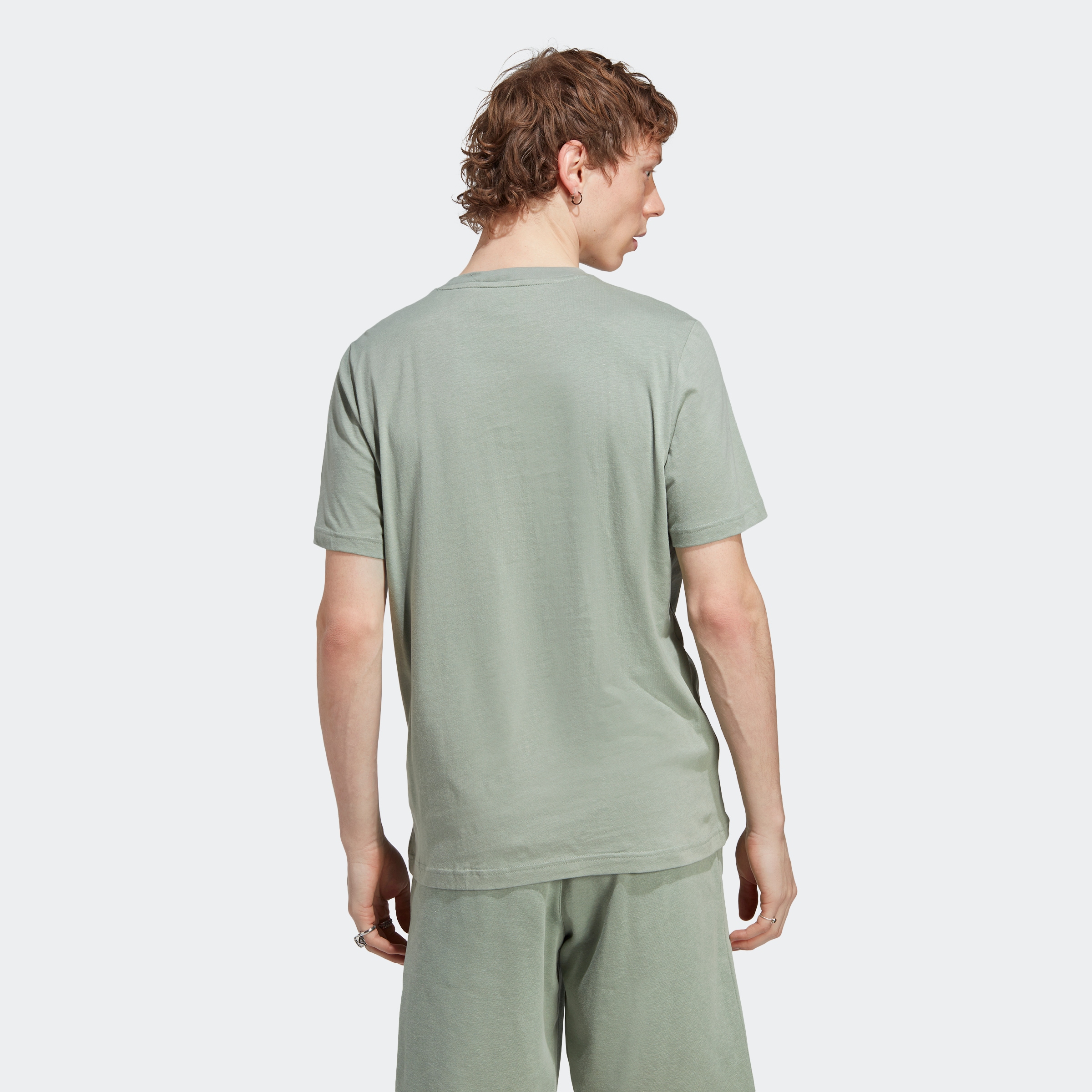 MADE ▷ HEMP« »ESSENTIALS+ BAUR adidas T-Shirt | WITH kaufen Originals