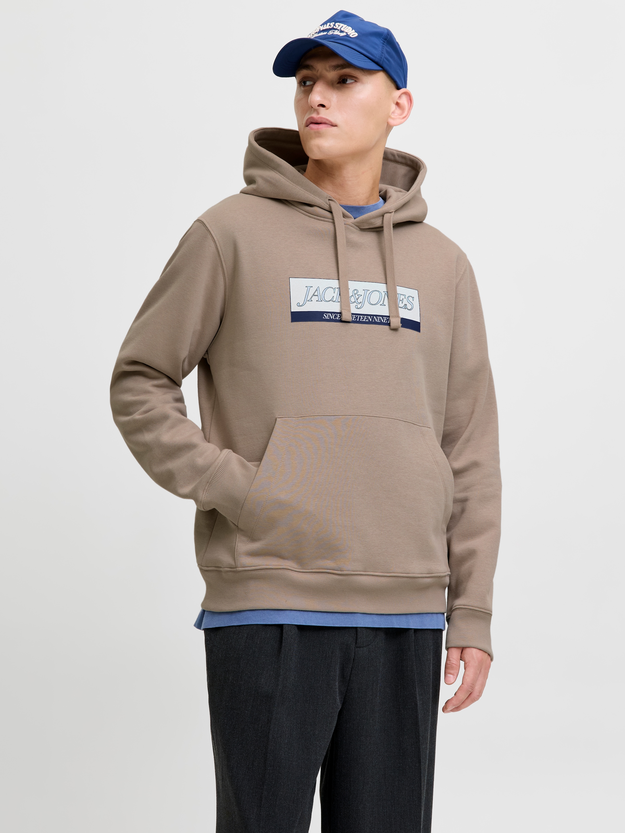 Jack & Jones Kapuzensweatshirt "JORINWOOD BLOCK BRANDING SWEAT HOOD" günstig online kaufen