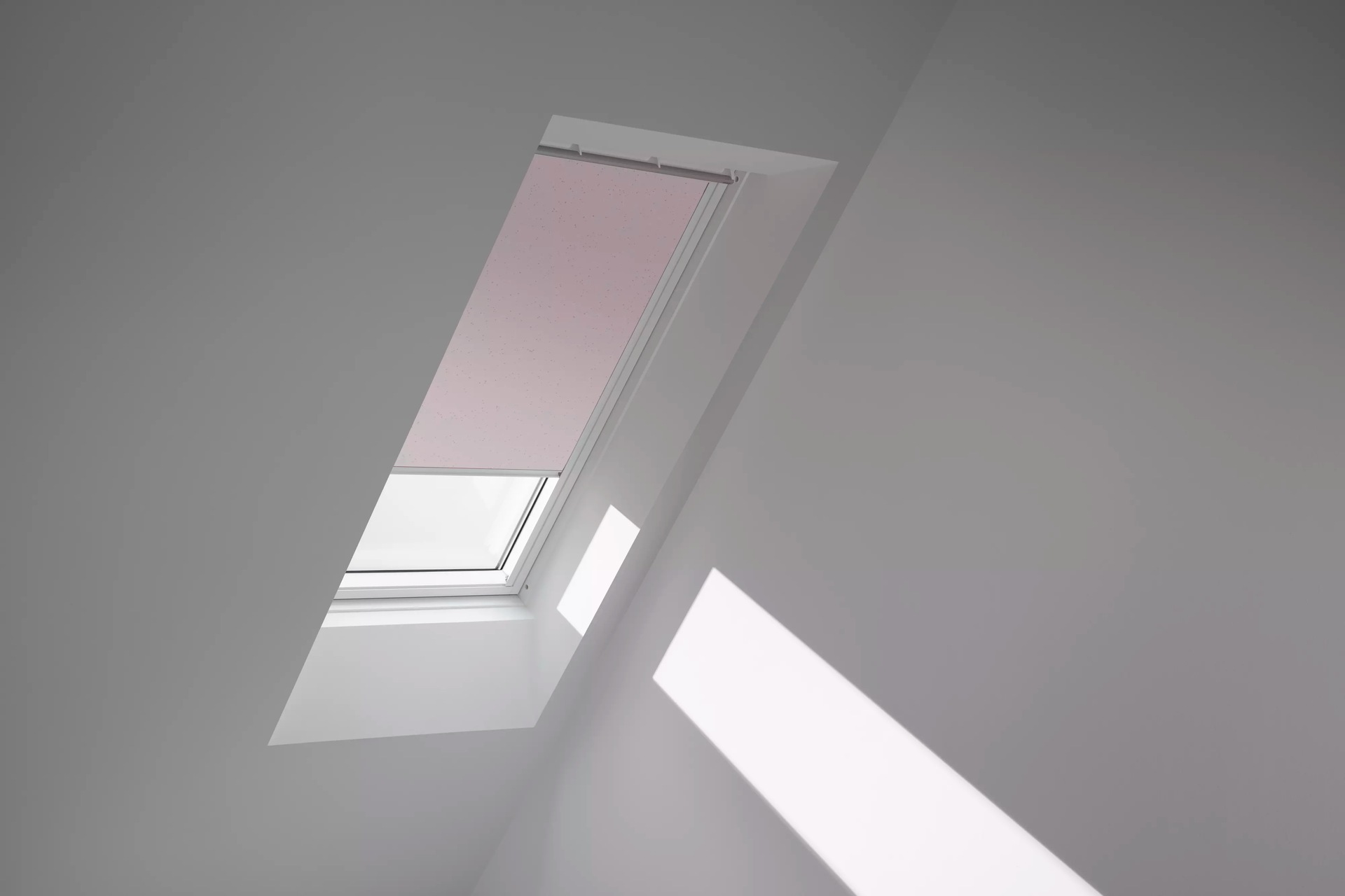 VELUX Verdunklungsrollo »DKL 4659SWL, Motiv: Kids Rosa Sterne«, verdunkelnd, ohne Bohren, in Führungsschienen, weiße Führungsschienen & Griffleiste