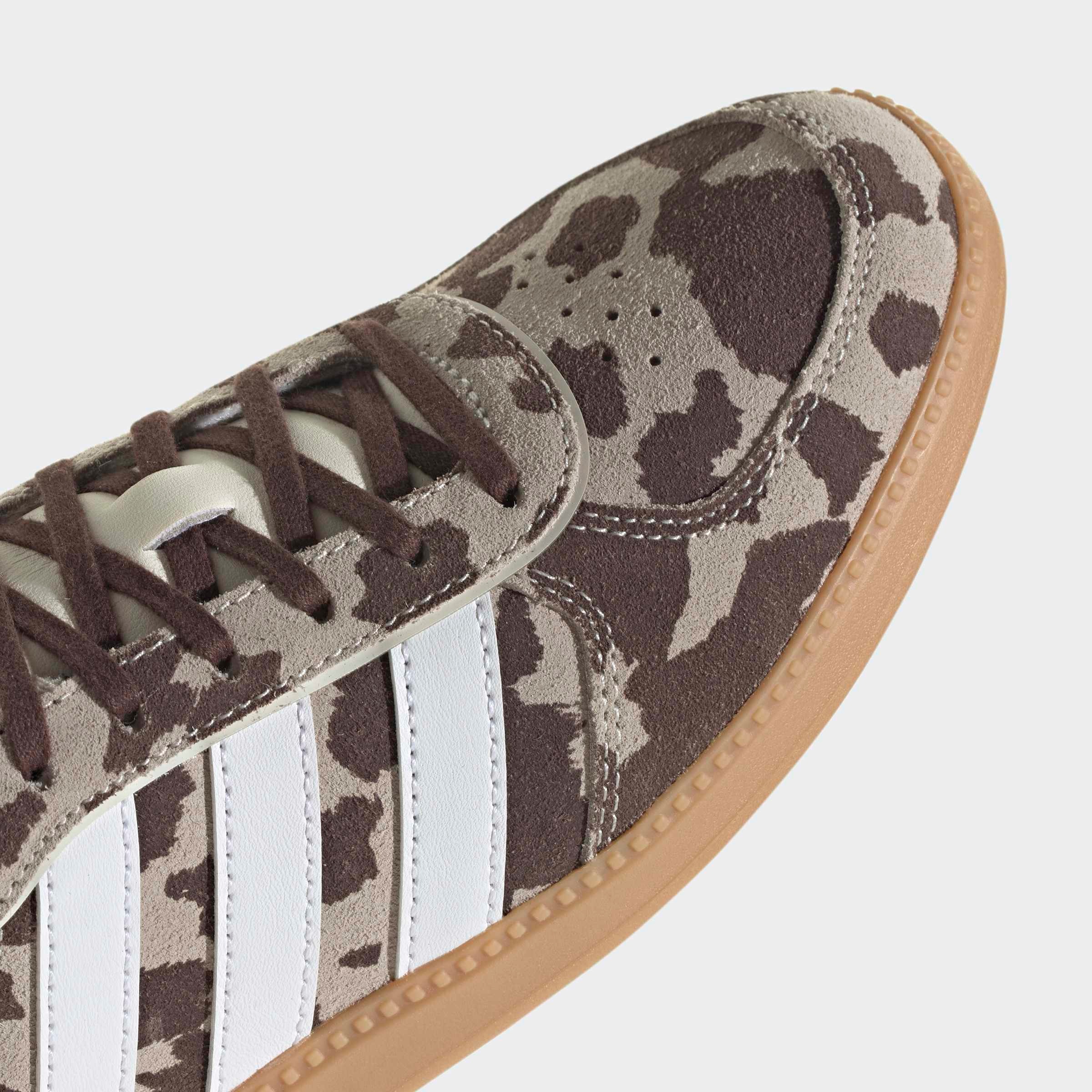 adidas Sportswear Sneaker »BREAKNET SLEEK«  mit Kuh Muster