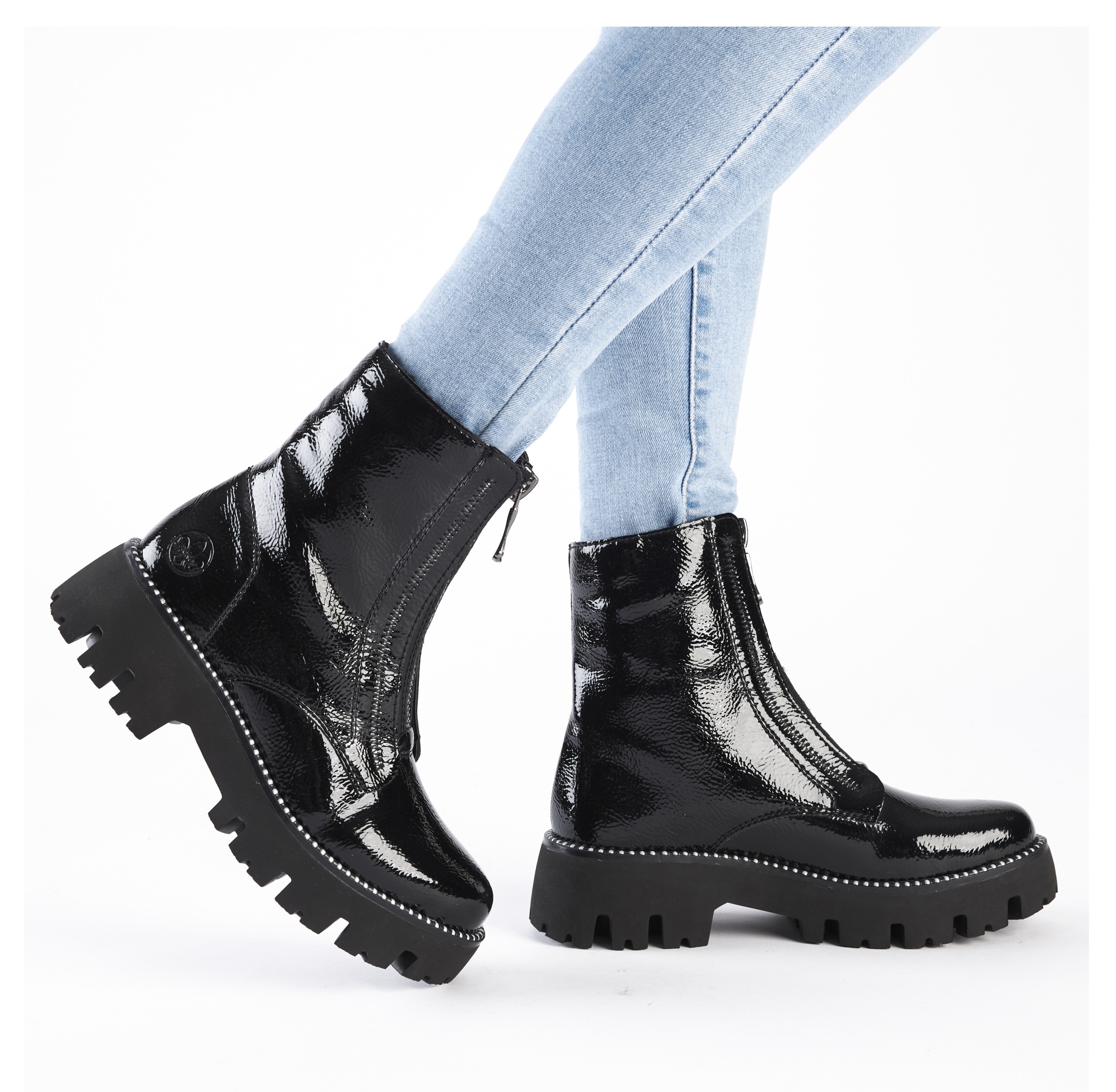 Rieker Winterstiefelette, Boots, Front Reißverschluss, Profilsohle, Nieten besetzter Rahmen