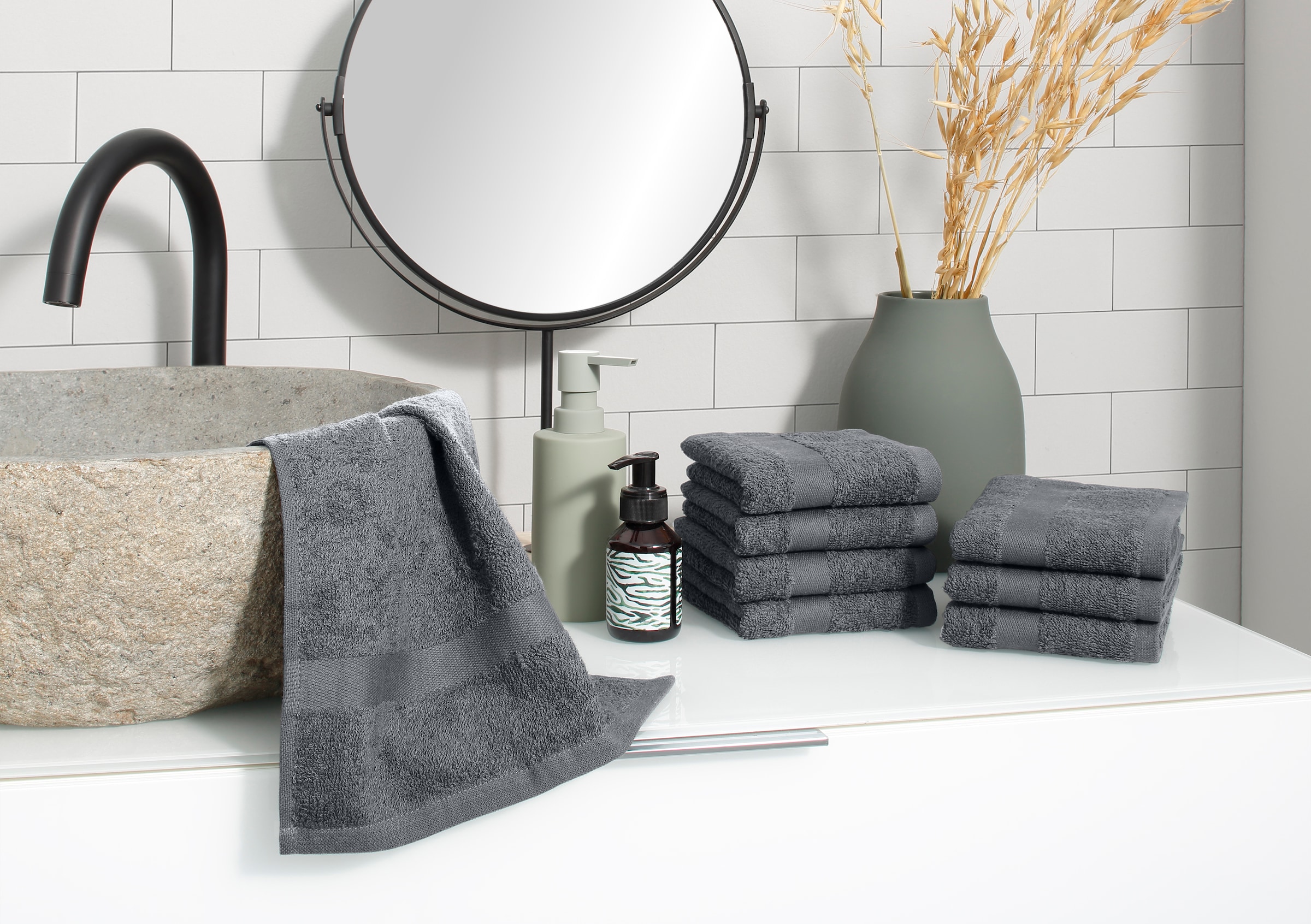 OTTO home Gästehandtücher »Vanessa, 8 Gästehandtücher, 30x50cm, in Standard- und Premium-Qualität« Handtücher mit Bordüre, 100% Baumwolle, einfarbig, weich
