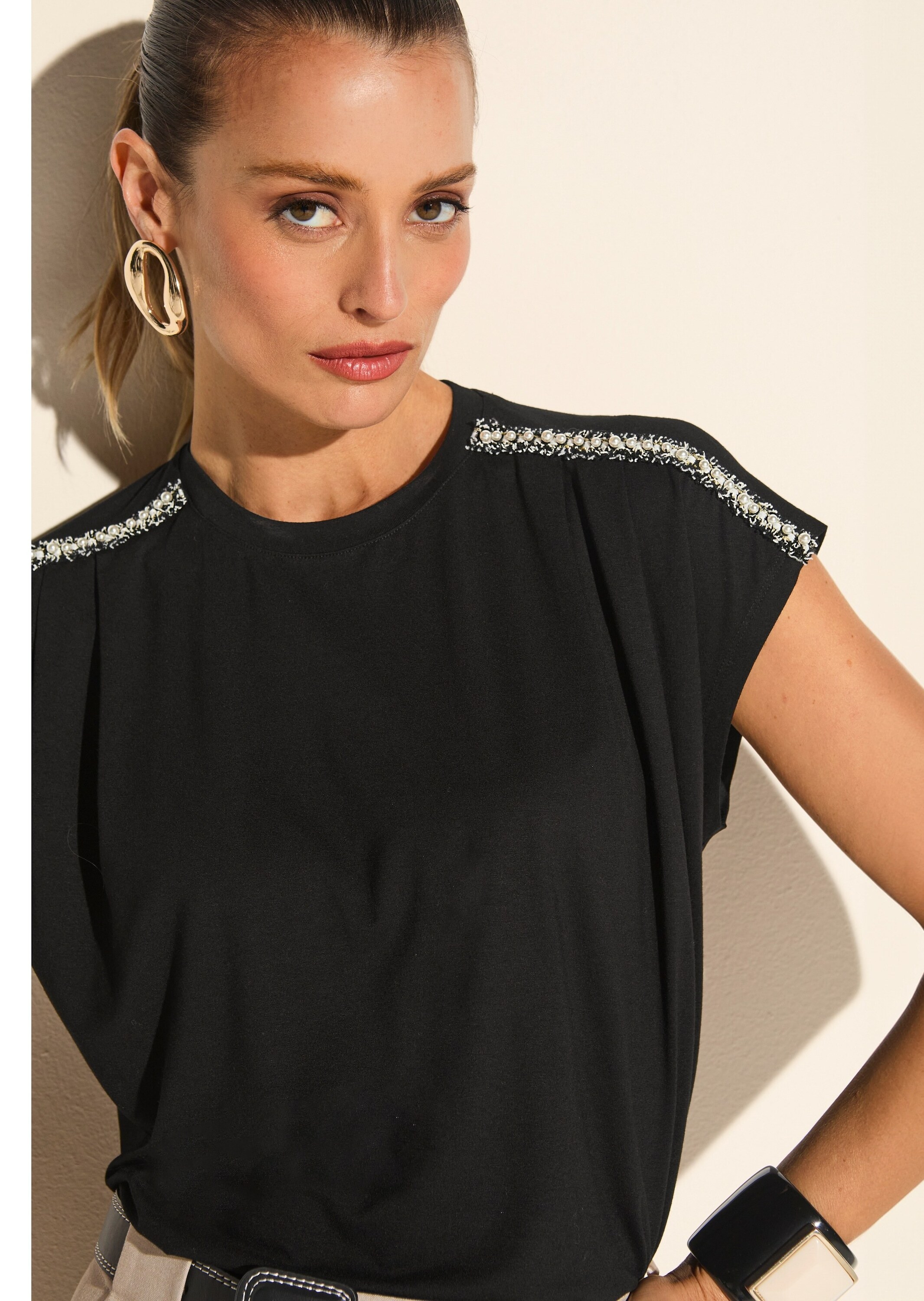 MADELEINE Kurzarmshirt »Shirt Legeres Basic-Shirt mit Kurzarm, Rundhals« Borte