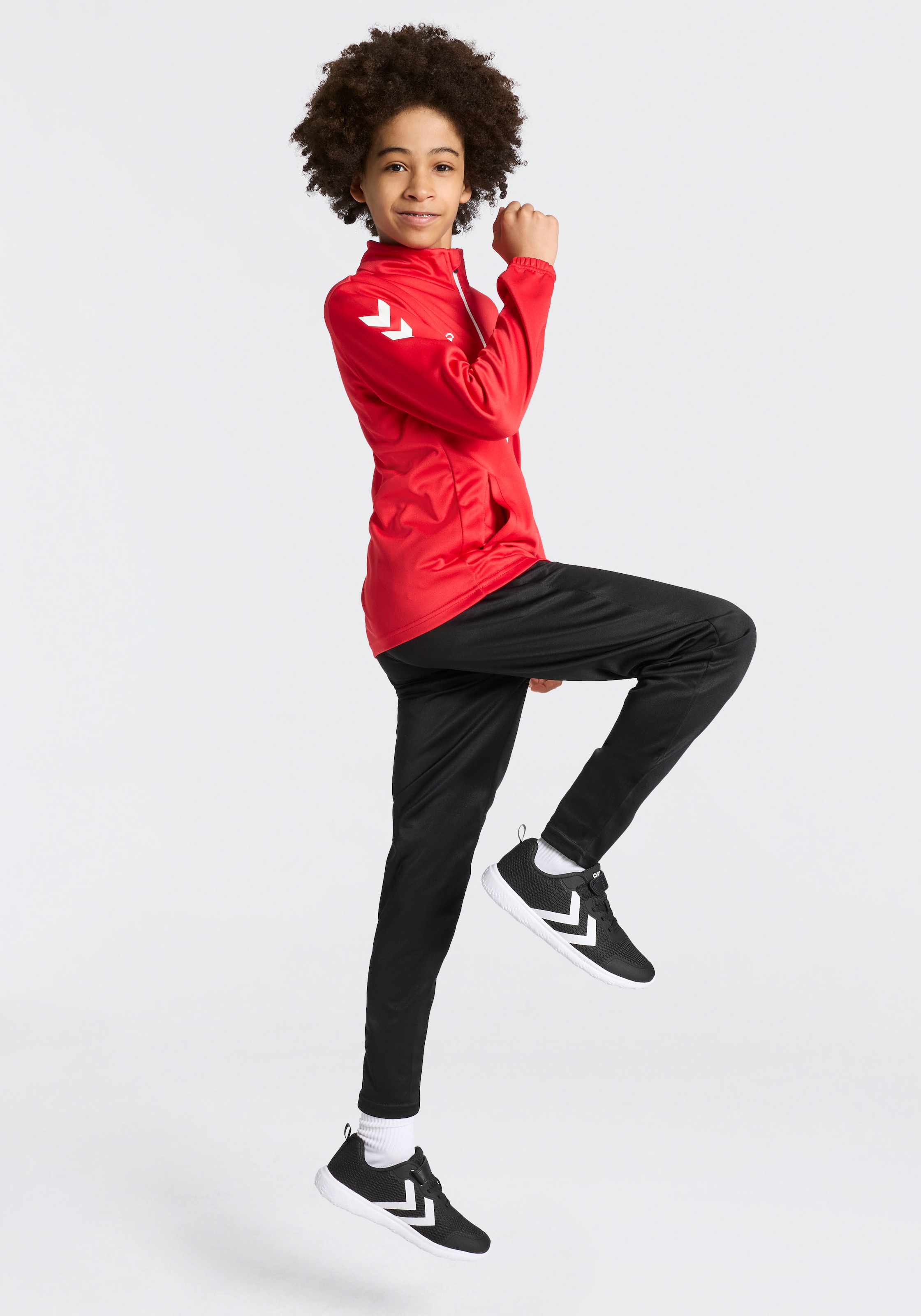 hummel Trainingsanzug "HMLLOGO SUIT KIDS" 2 Stk. 2-teiliges Set, mit Reißverschluss, pflegeleicht, aus Polyester