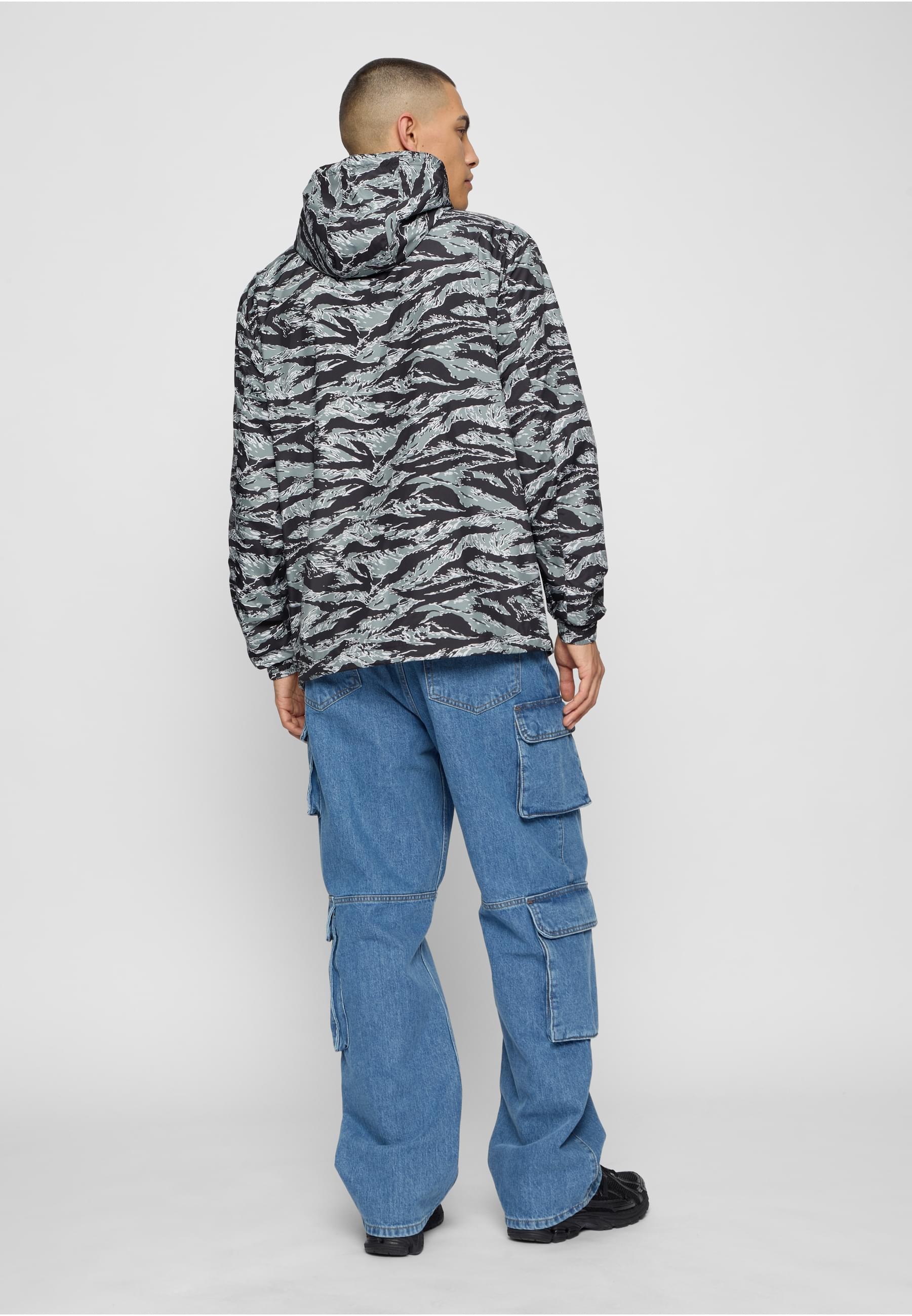 URBAN CLASSICS Allwetterjacke »Urban Classics Herren Tiger Camo Pull Over«, (1 St.), mit Kapuze