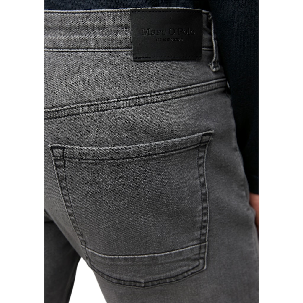 Marc O'Polo Tapered-fit-Jeans »aus recyceltem Baumwolle-Mix«