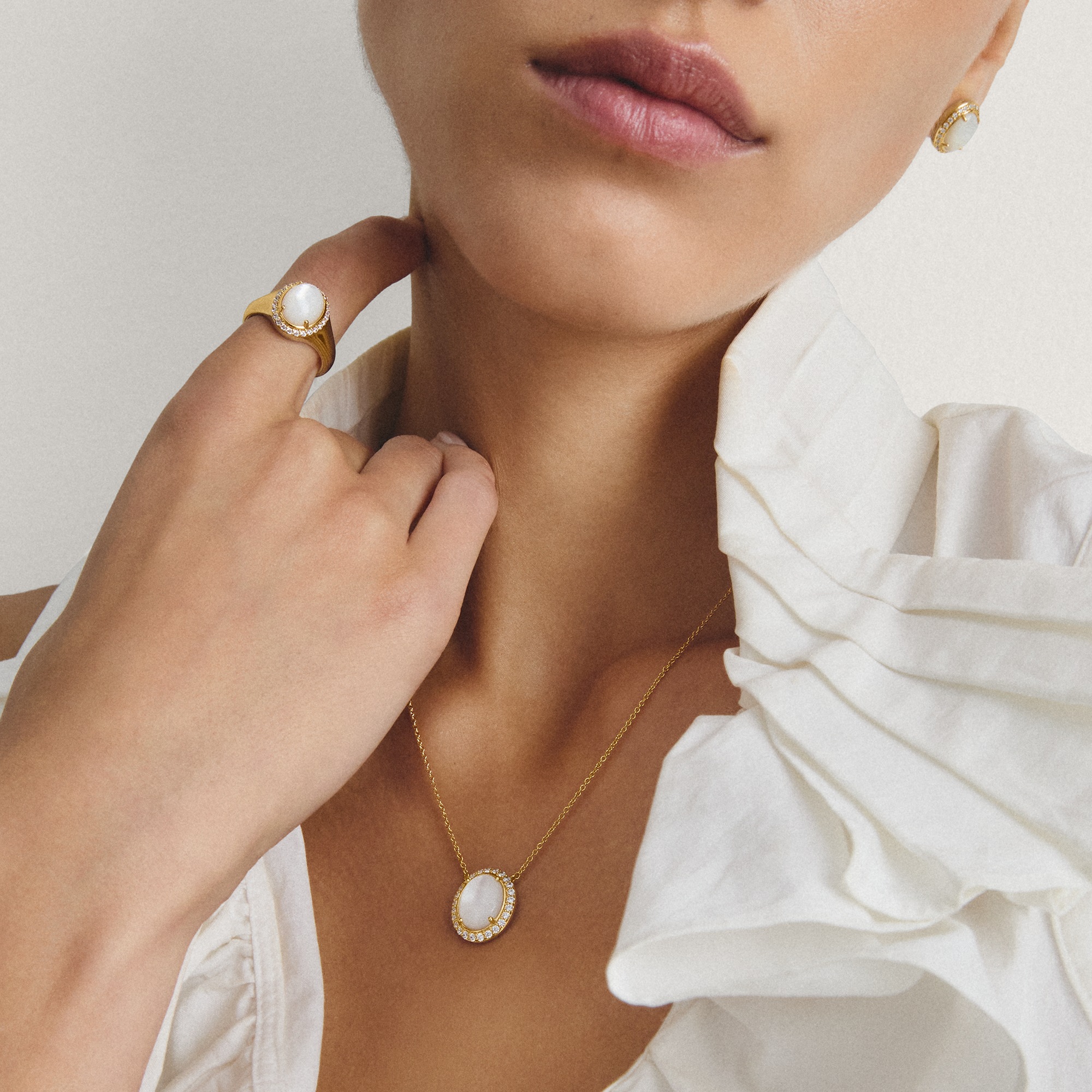 THOMAS SABO Kette mit Anhänger »Fluid Elegance Kette Perlmutt« mit Zirkonia (synth.) - mit Perlmutt