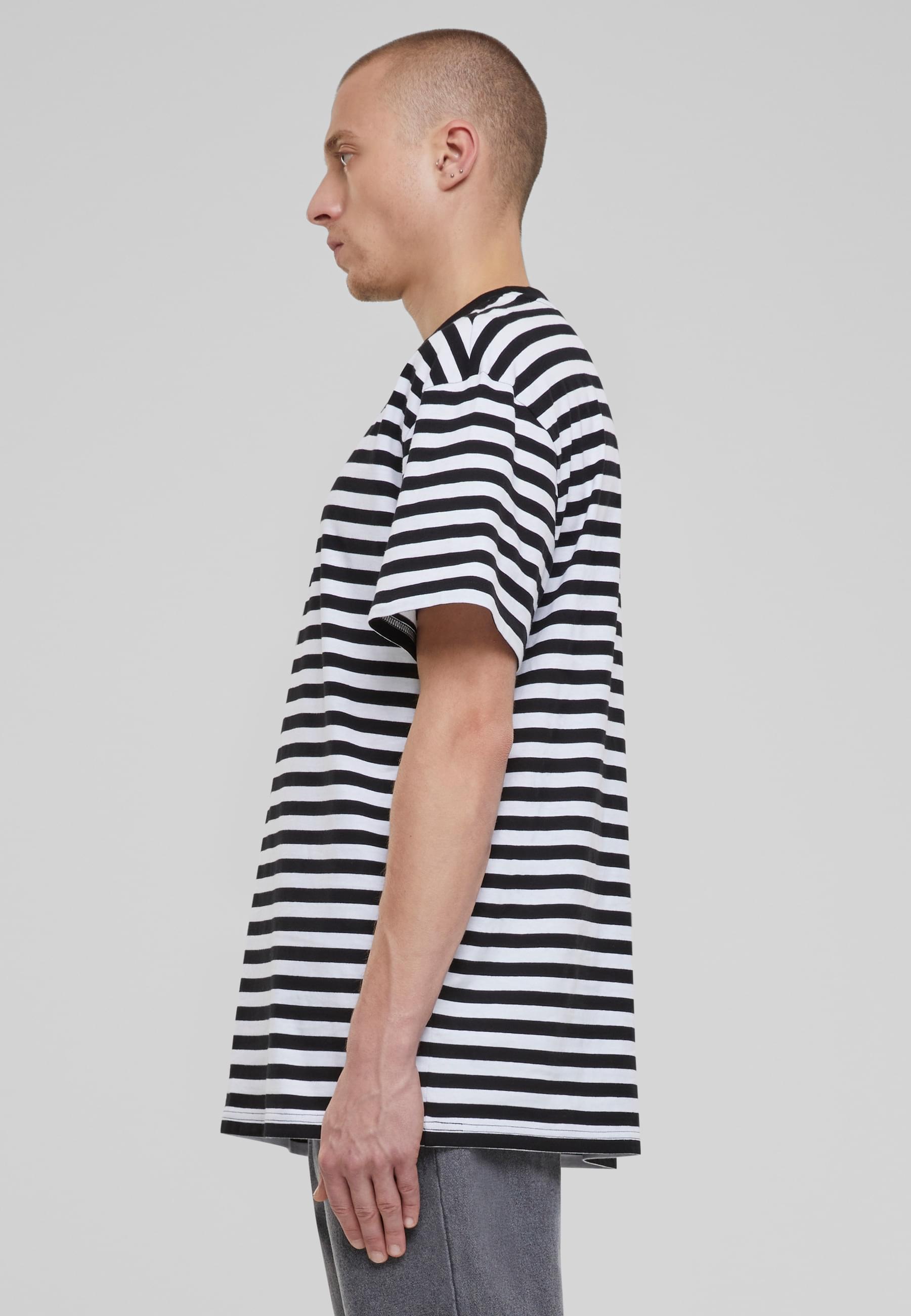 URBAN CLASSICS T-Shirt »Urban Classics Herren Regular Stripe Tee« 1 Stk.