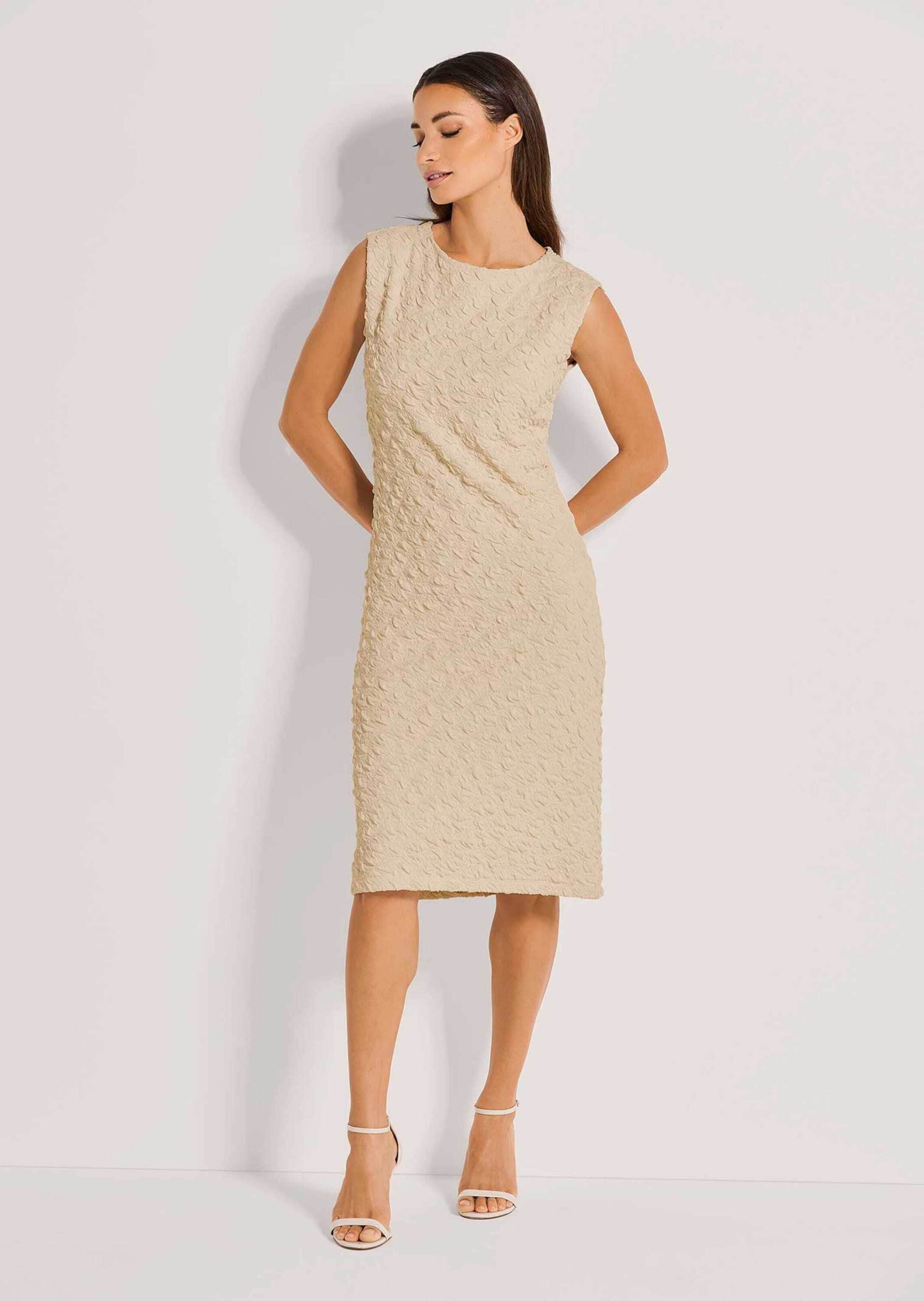 MADELEINE Sommerkleid »Etuikleid Elegantes ärmelloses Kleid mit Struktur« Struktur-Qualität