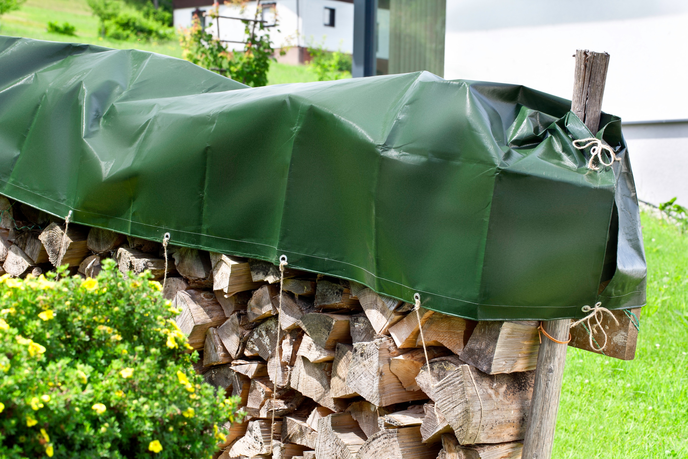 Windhager Schutzplane »Light, Abdeckplane für Draußen, Holz-, Allzweckplane« Grammatur 80g/m², erhältlich in  2 x 3 m oder 3 x 5 m