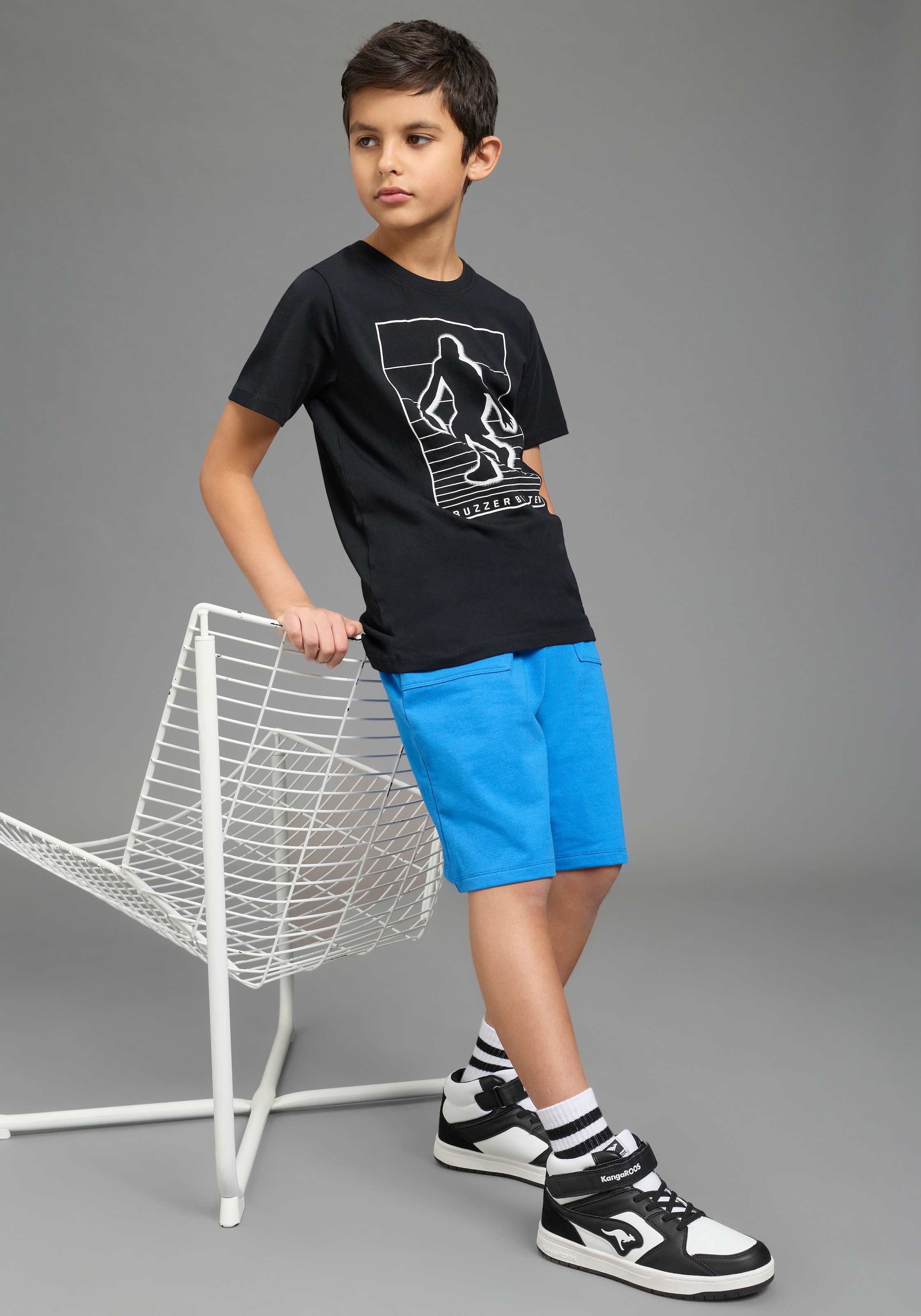 KIDSWORLD Sweatshorts »2er Pack Sweatbermudas«  für Jungen, gerade Beinform, sportlicher Stil