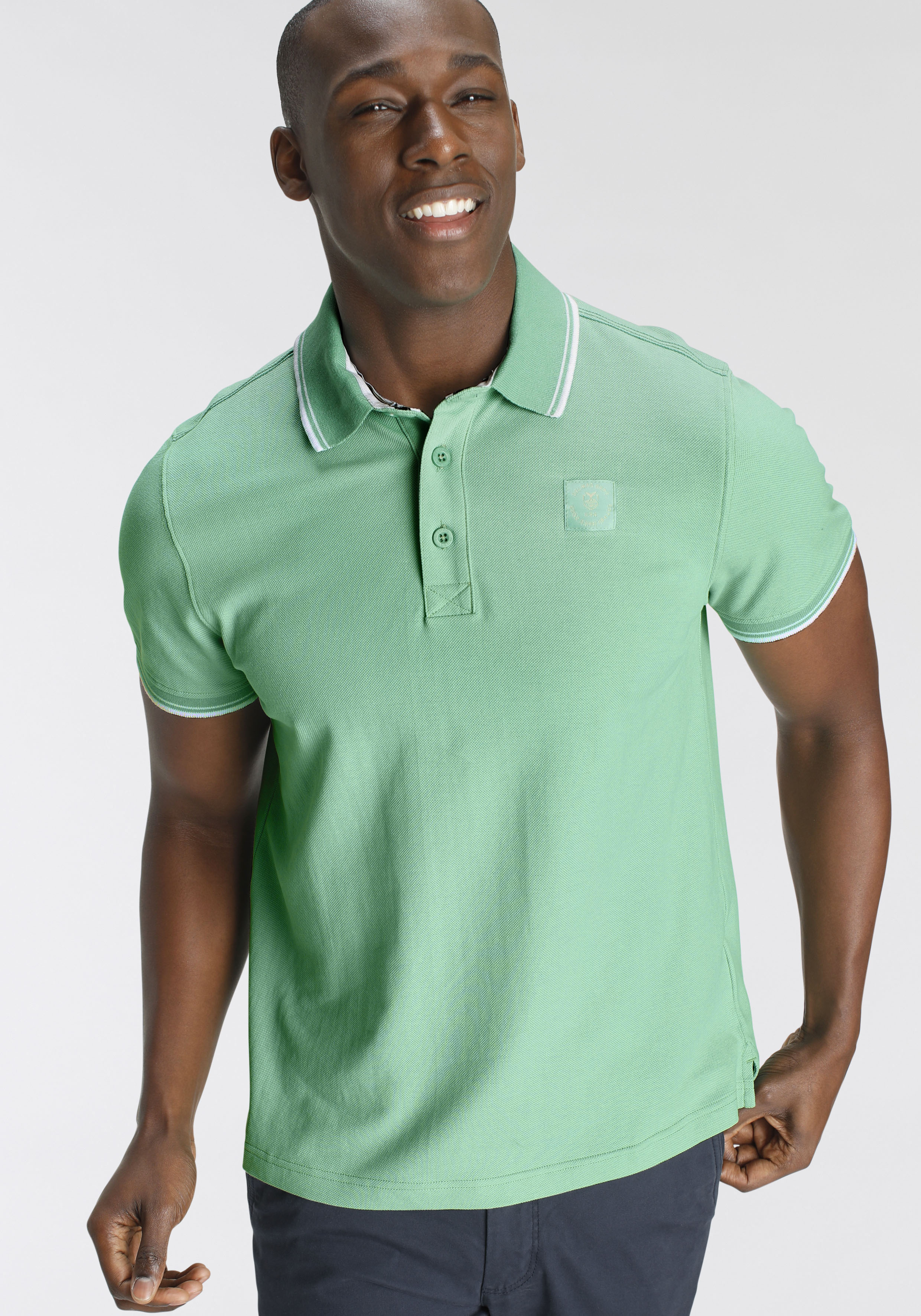 DELMAO Poloshirt "in vielen Sommer Farben Preis-Leistungs Bestseller" Trendige lockere Passform, immer perfekt gestylt Sportlicher Look