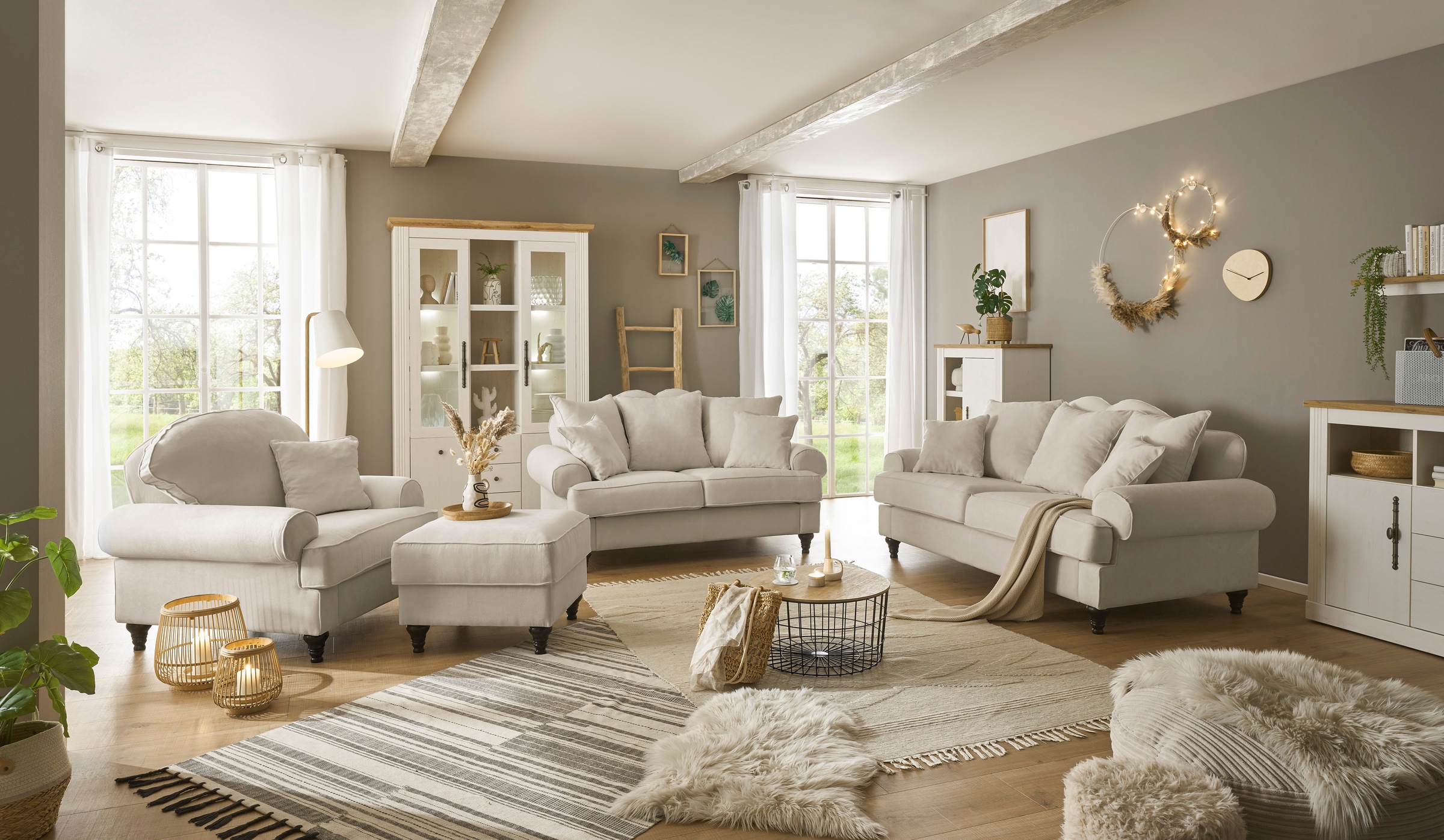 OTTO home Sessel »Westminster, Set in hochwertigem Microfaserbezug, 5 Farben verfügbar« Set, 1Sessel, 1 Hocker, 2 Stk. tlg. Enthält Sessel & Hocker, Federkern-Polsterung, gedrechselter Fuß