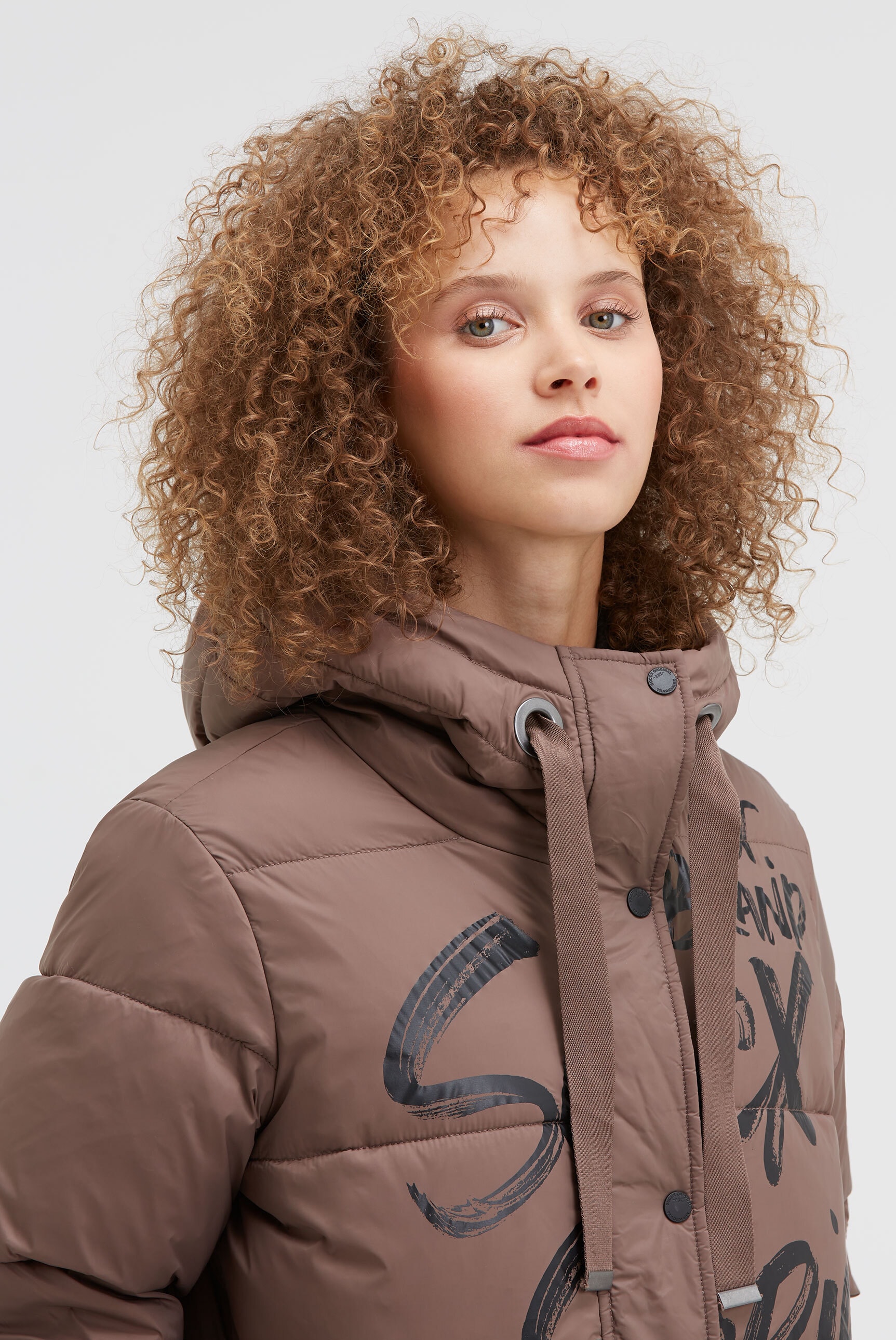 SOCCX Langmantel , mit seitlichen Reißverschlüssen am Saum
