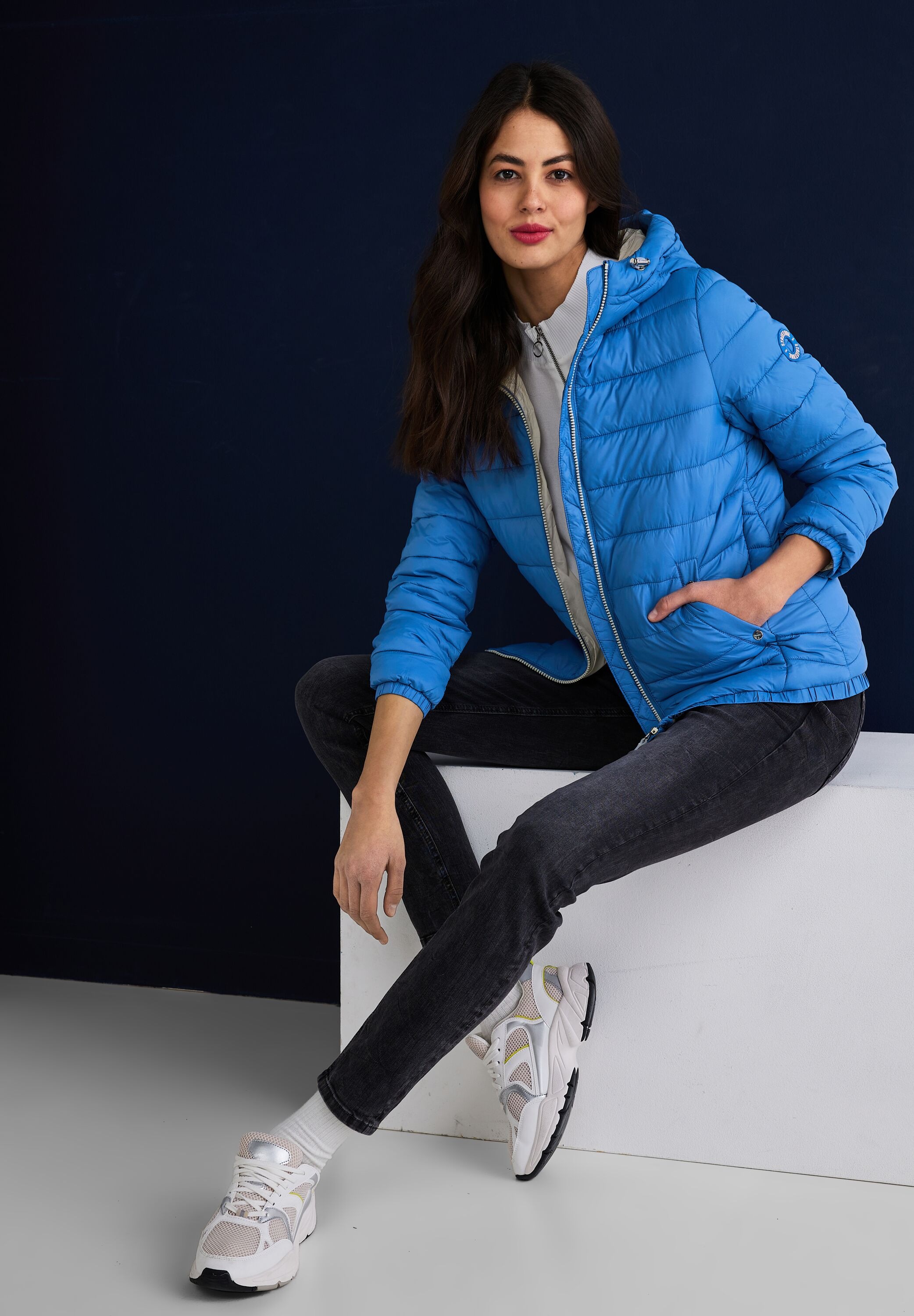 STREET ONE Steppjacke, mit Kapuze, mit Kapuze mit Tunnelzugband