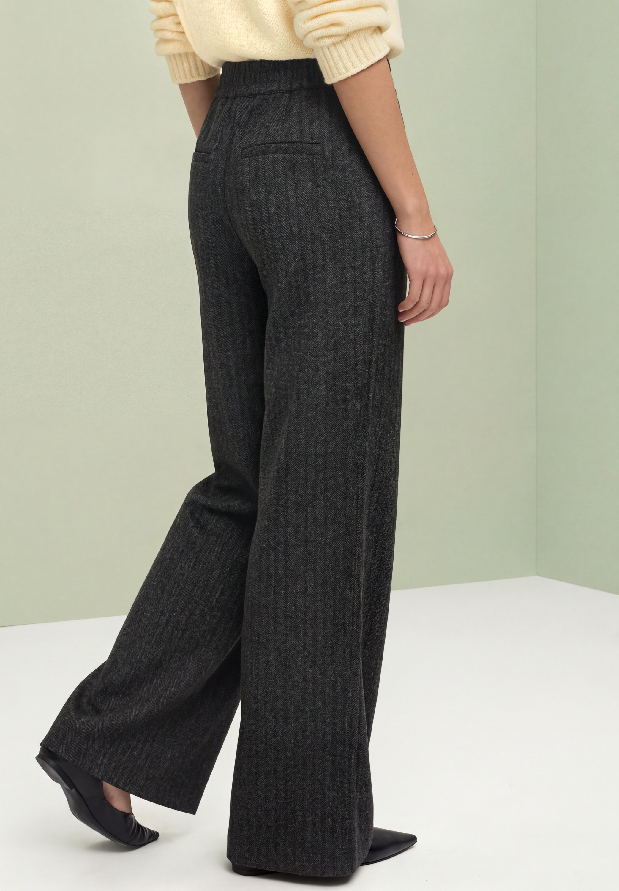 STREET ONE Stoffhose »Style Amalia«  Straight Leg Hose mit Fishbone-Muster