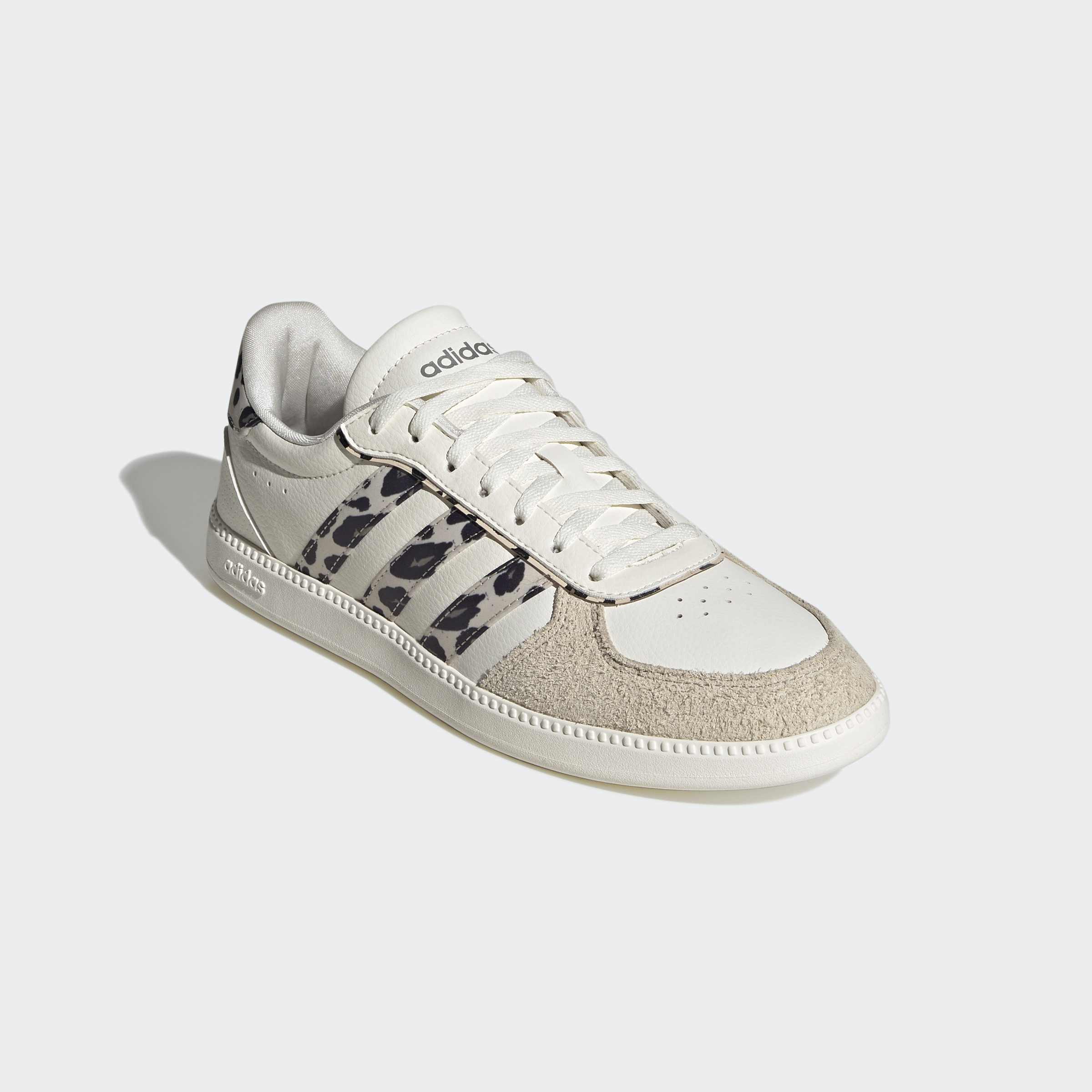 adidas Sportswear Sneaker "BREAKNET SLEEK" inspiriert vom Design des adidas handball spezial