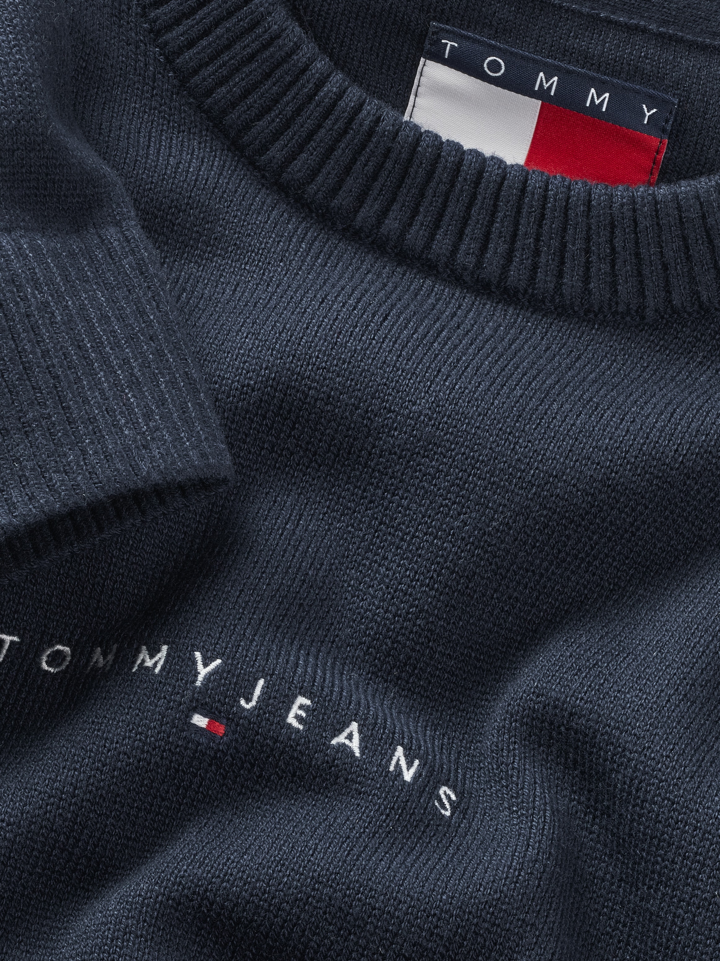 Tommy Jeans Strickpullover »TJM LINEAR SMALL CHEST SWEATER«, mit Logoschriftzug
