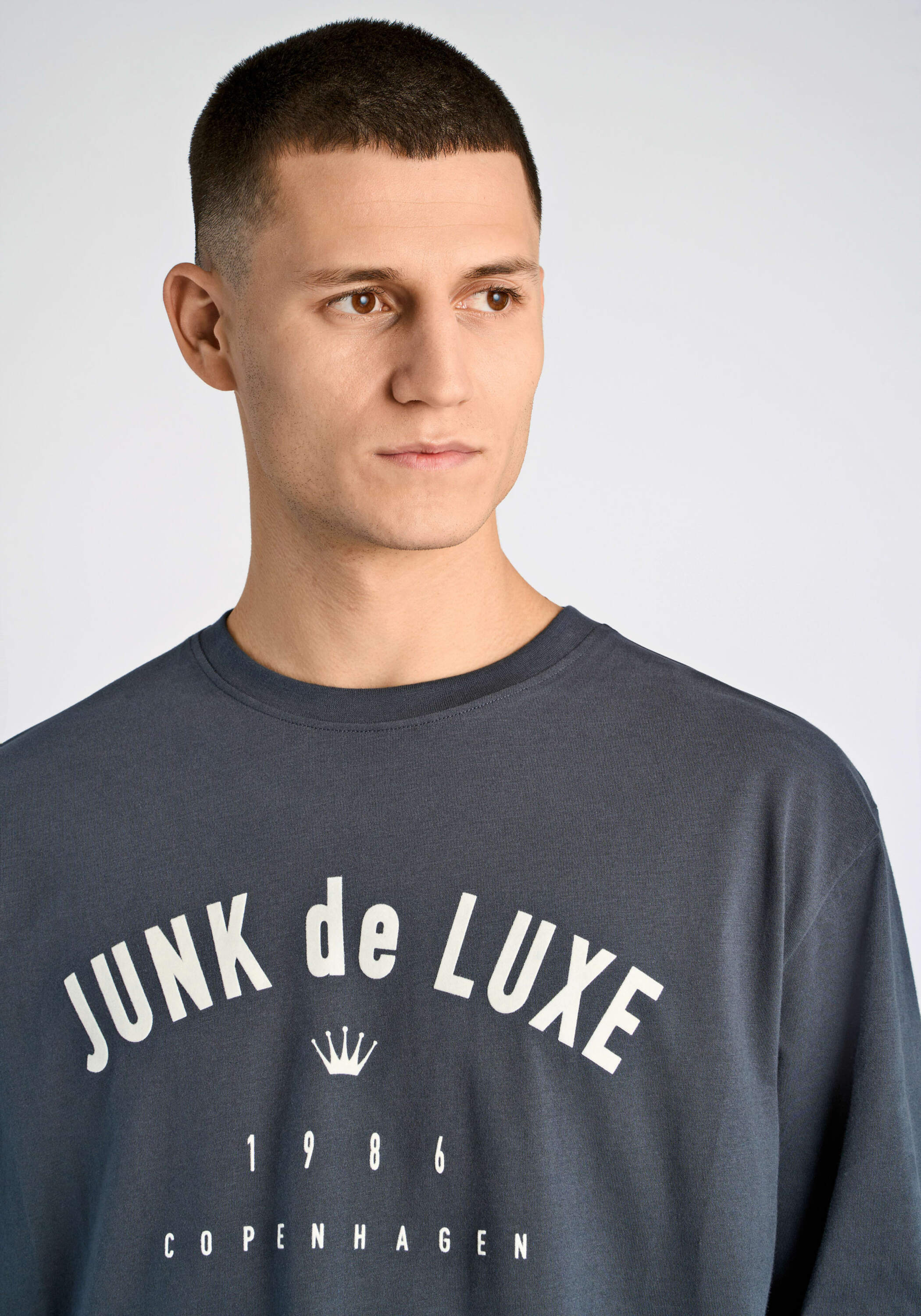 Thumbnail - JUNK de LUXE T-Shirt "JUNK de LUXE T-shirt"